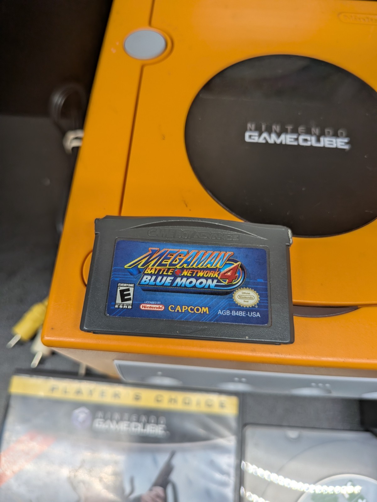 GameCube Orange Spice w/ Gameboy Player and Disc Dual Region NTSC U/J w/ Games