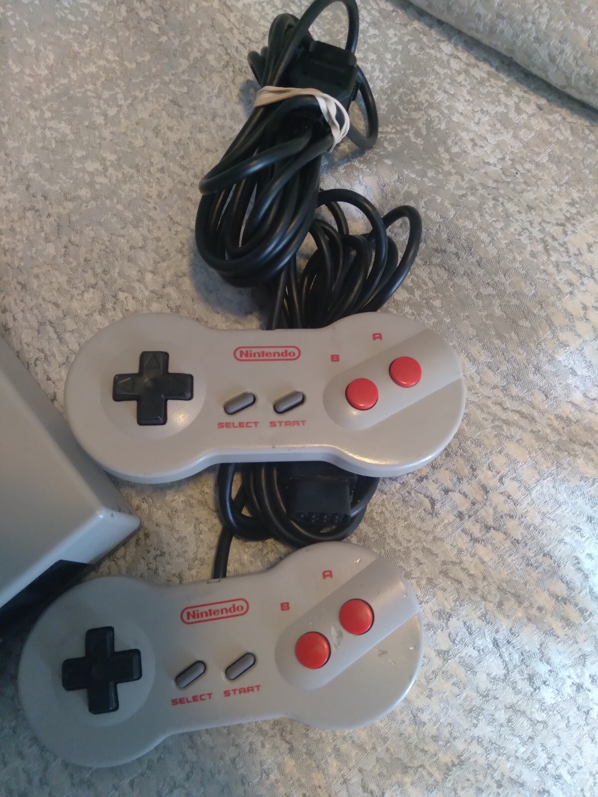 Nintendo Entertainment System Toploader (NES) Console-Complete- Works!No TV/Game