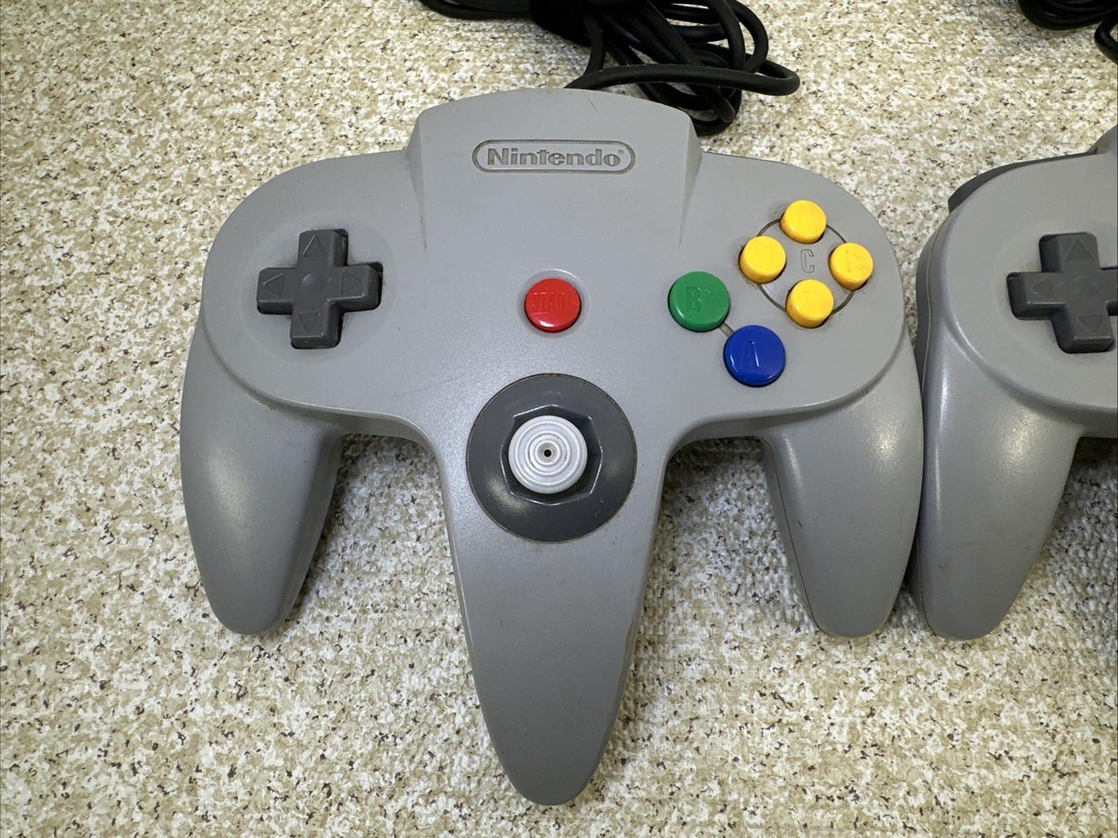 Nintendo 64 Console BUNDLE W/2 Controllers, Jumper Pak, 2 Games & Cords Tested
