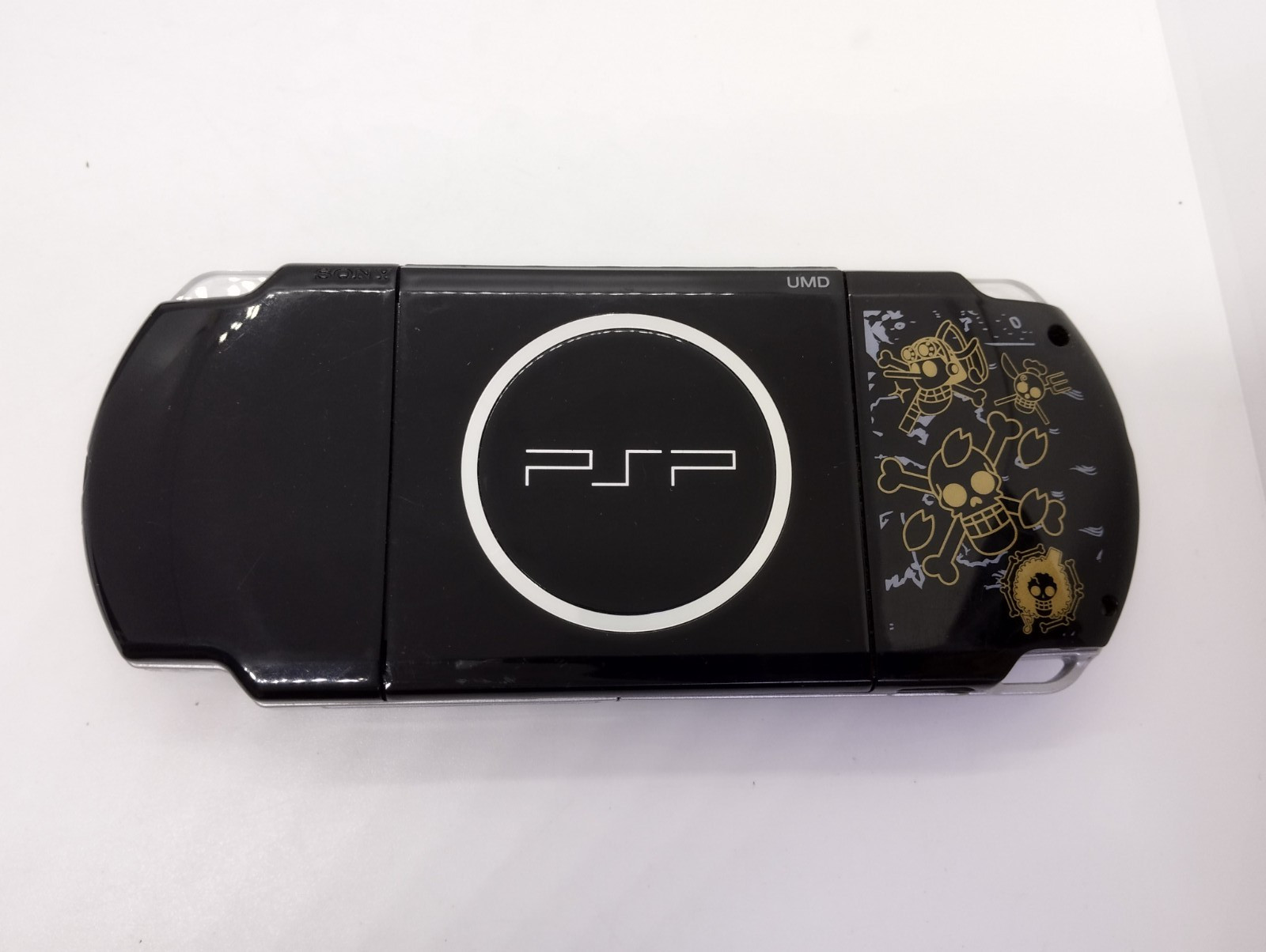 Piano Black Sony PSP 3000 System w/ Charger [ Region Free ] One Piece Edition