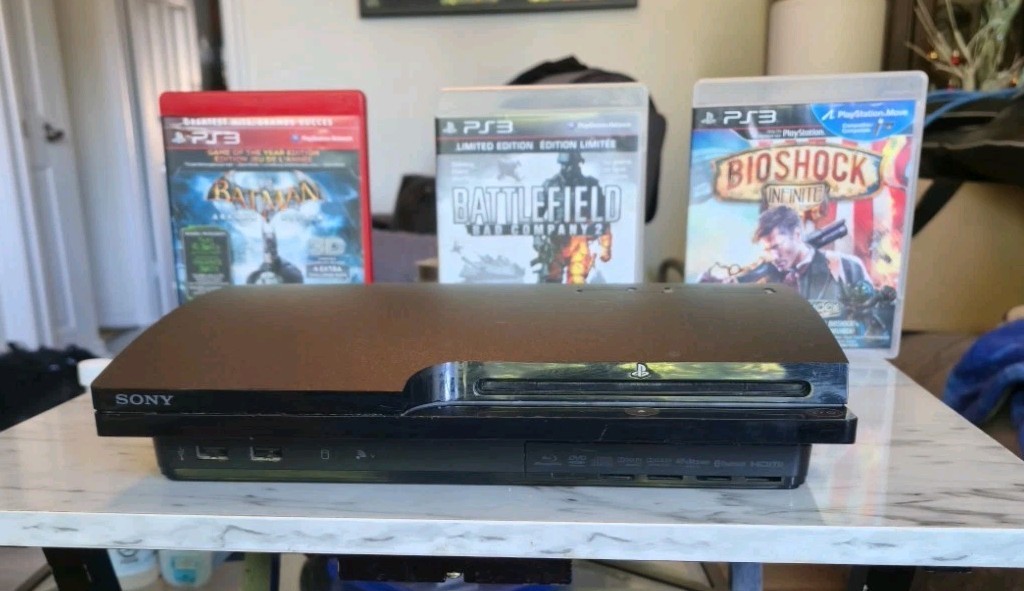Sony PlayStation 3 Slim Black Console Bundle CECH-2501B + 3 Games + Controller