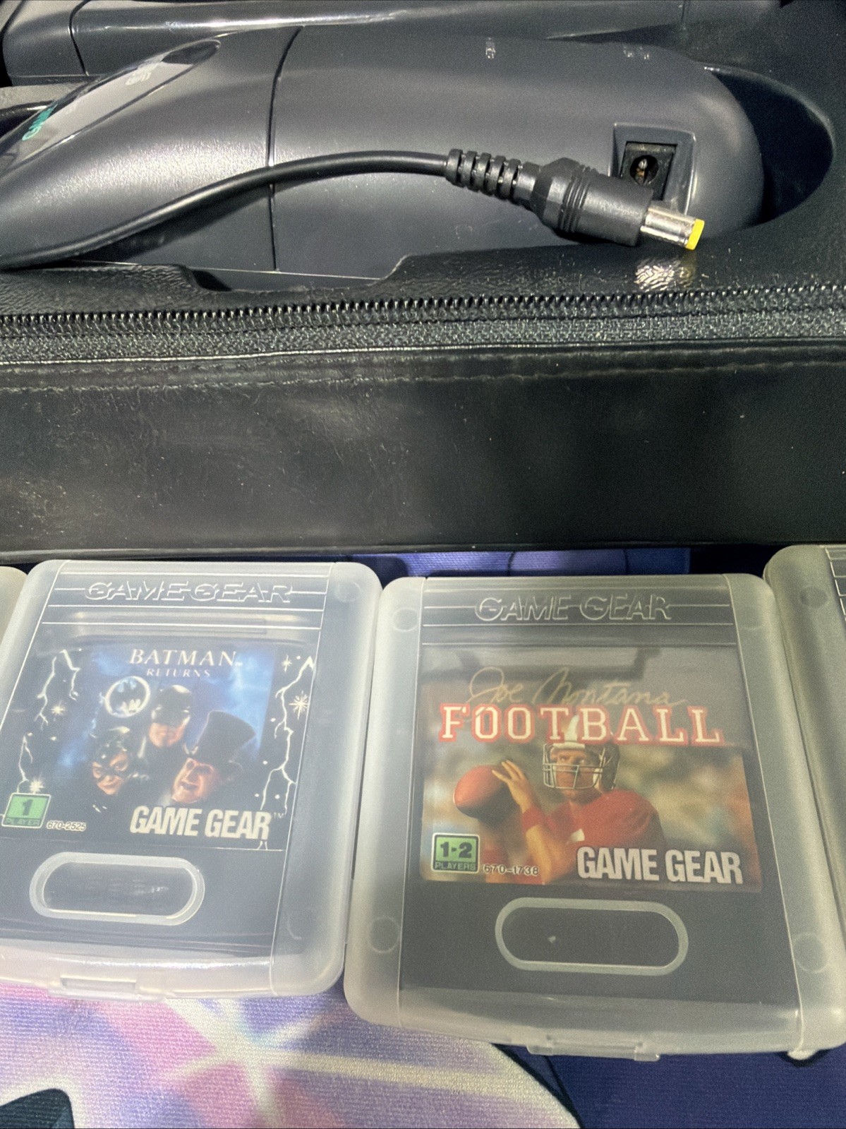 Sega Game Gear Console Bundle W Case Charger 5 games, sonic, batman needs screen
