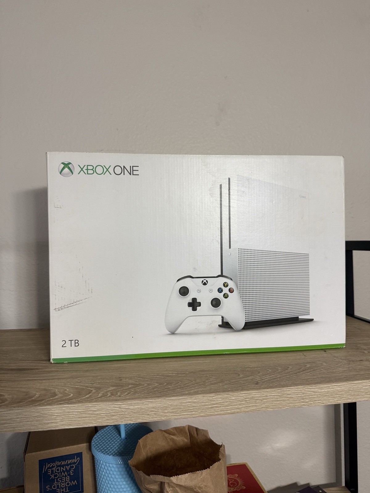 Microsoft Xbox One Console 2TB White Launch Edition Controller & Box Sealed