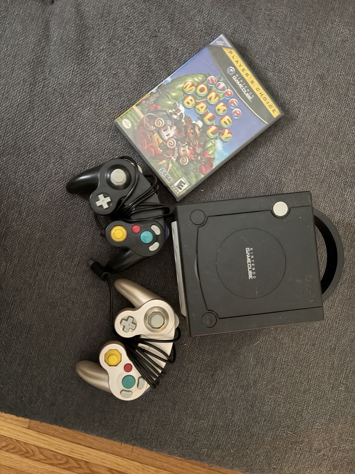 Nintendo GameCube DOL-001 Black Console Bundle w/ 2 Controllers, 2 Memory Cards