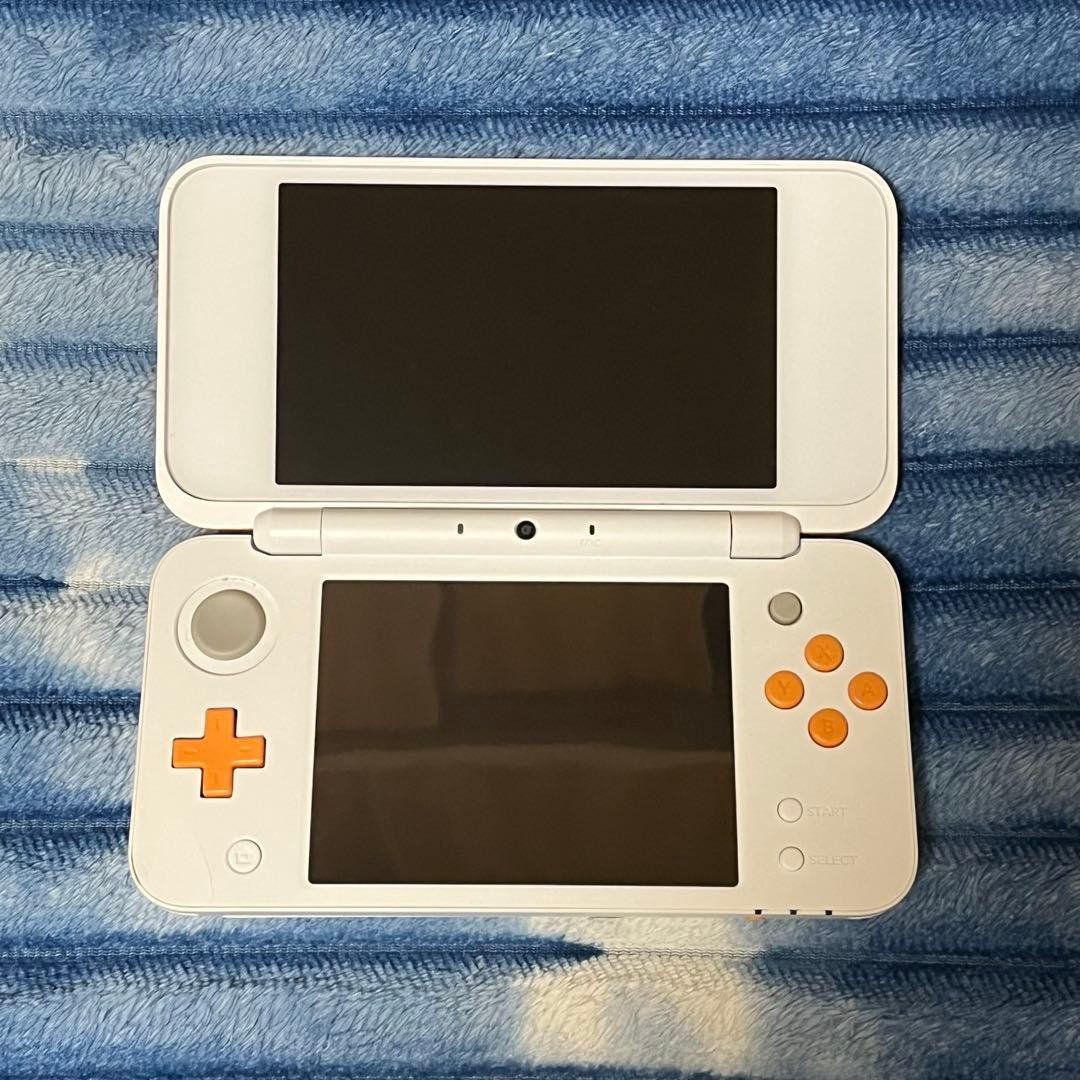 3DS/2DS/DS In Perfect Working Ordernintendo 2Ds Ll Orange White Japan