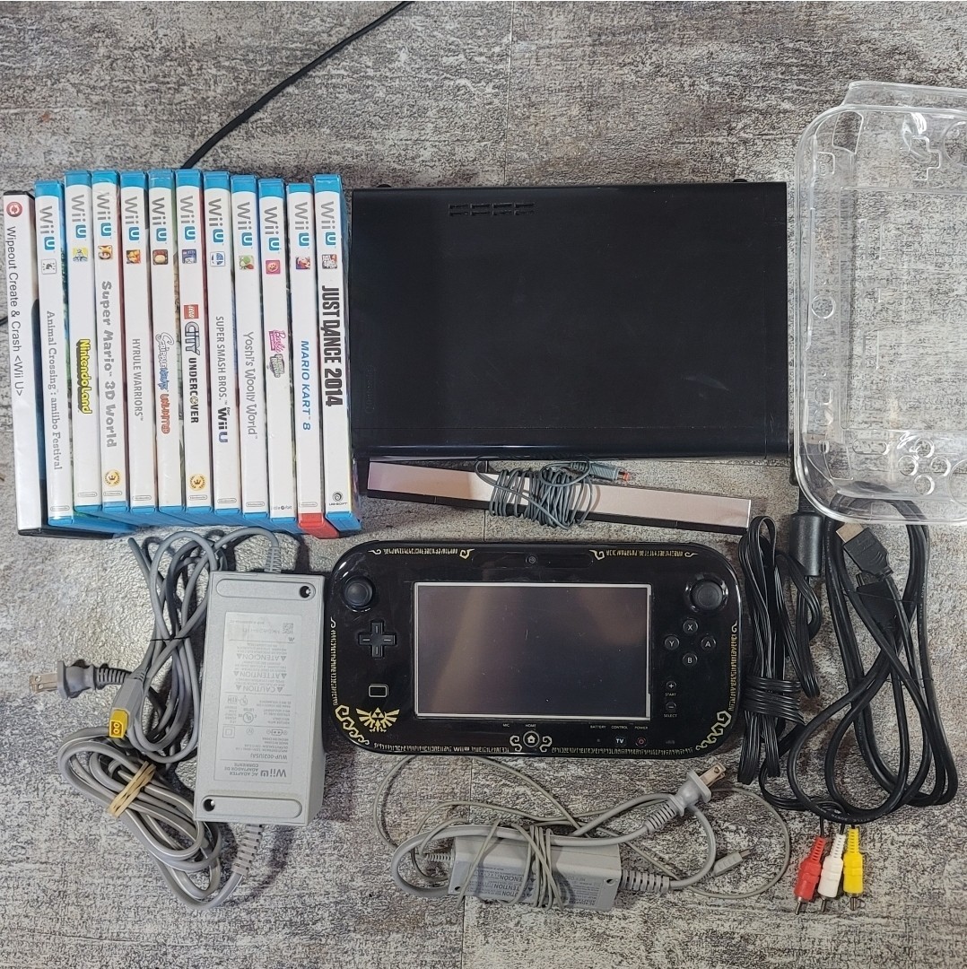 Nintendo Wii U Game Console WUP-101(02) Legend of Zelda Gamepad + 12 Games