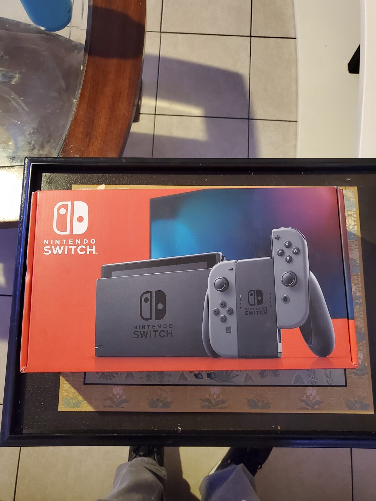 BRAND NEW Nintendo Switch Console w/ Gray Joy Controllers 32GB V2
