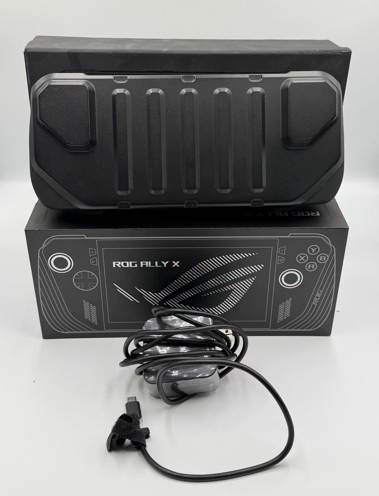 Asus ROG Ally X – DBrand Hard Case – TOMTOC Carrying Case – 32GB Micro SD Card