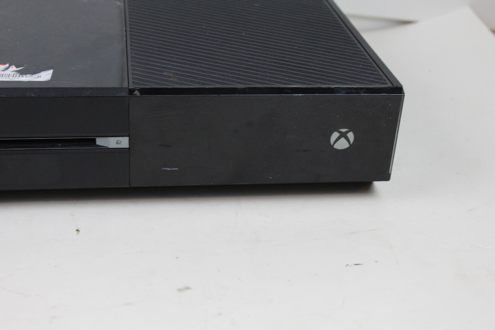 Working but HEAVY SCRATCHES/MARKS Microsoft Xbox One Console 500GB system NO CAB