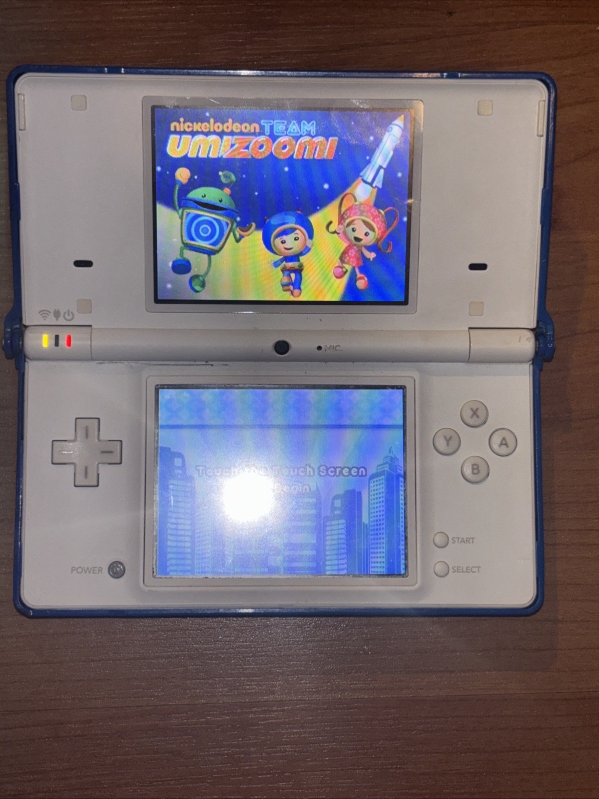 Nintendo DSi Handheld Game Console TWL-001 White TESTED – No Charger Or Stylus