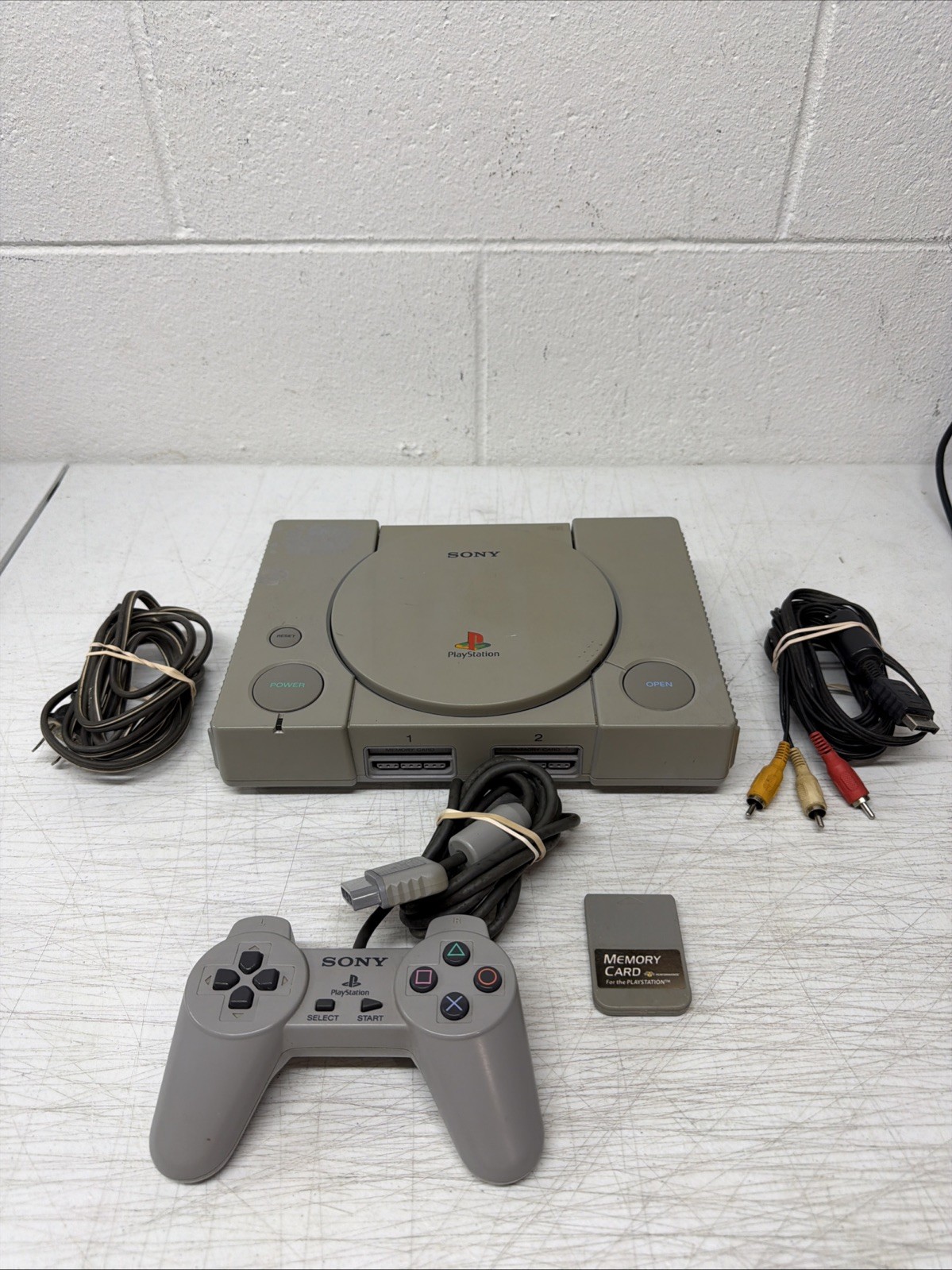 Sony PlayStation 1 PS1 SCPH-7501 Console System Bundle – Tested and Works