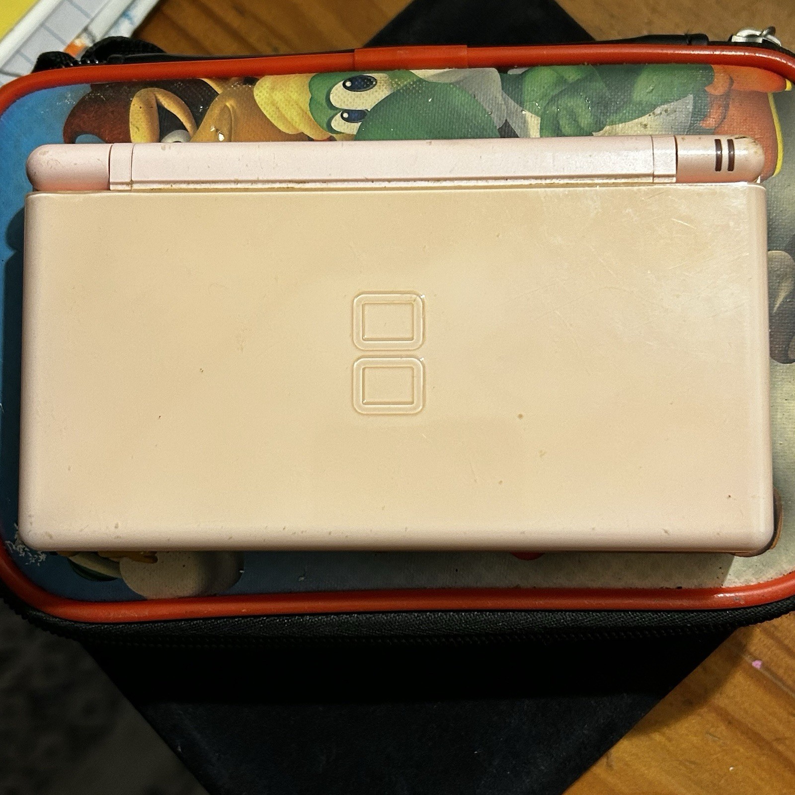 Nintendo DS Pink Handheld System. Working!! NO CHARGER!! Case & Game Included