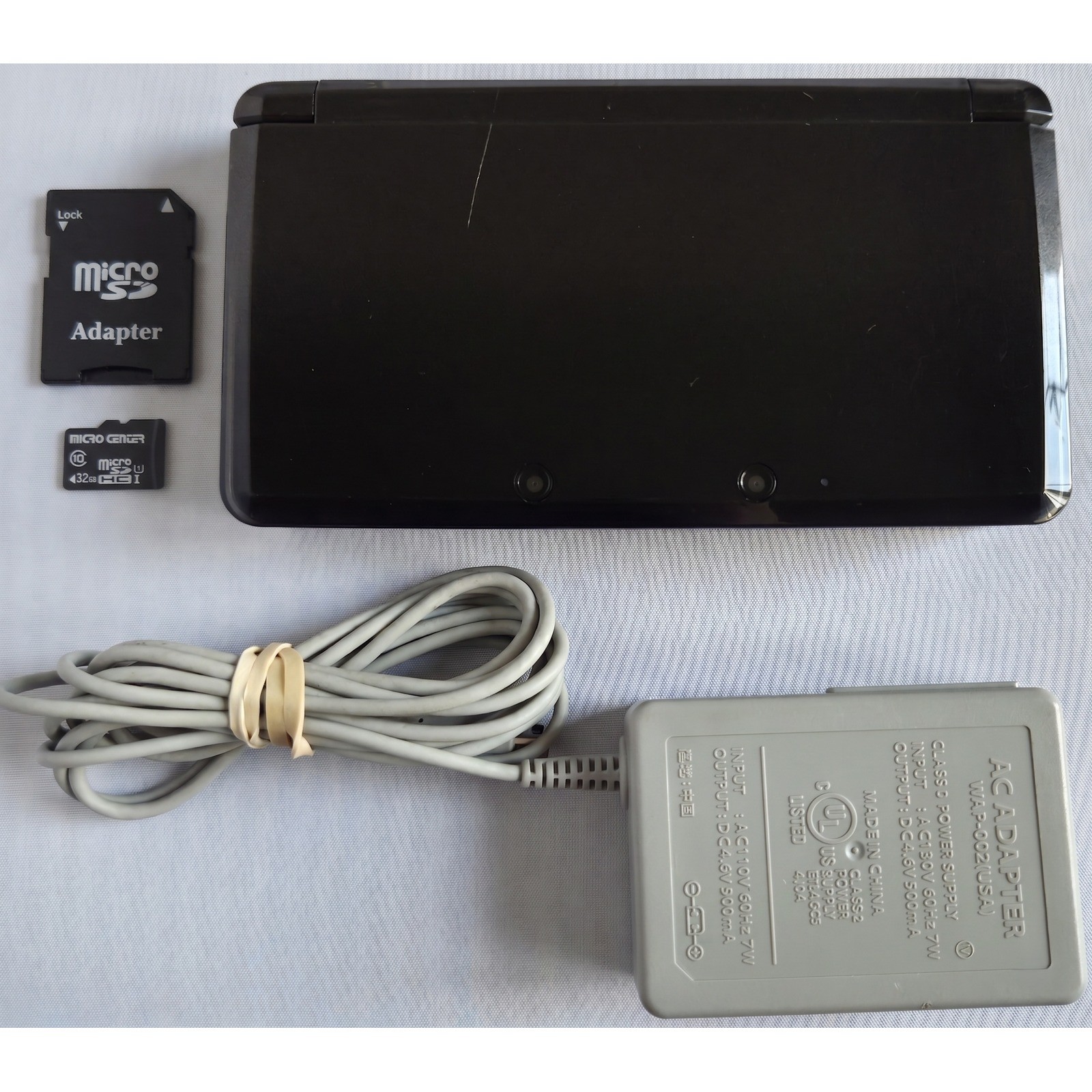 Nintendo 3DS Cosmo Black Bundle – 32GB SD, Stylus, Charger – Cleaned + Tested