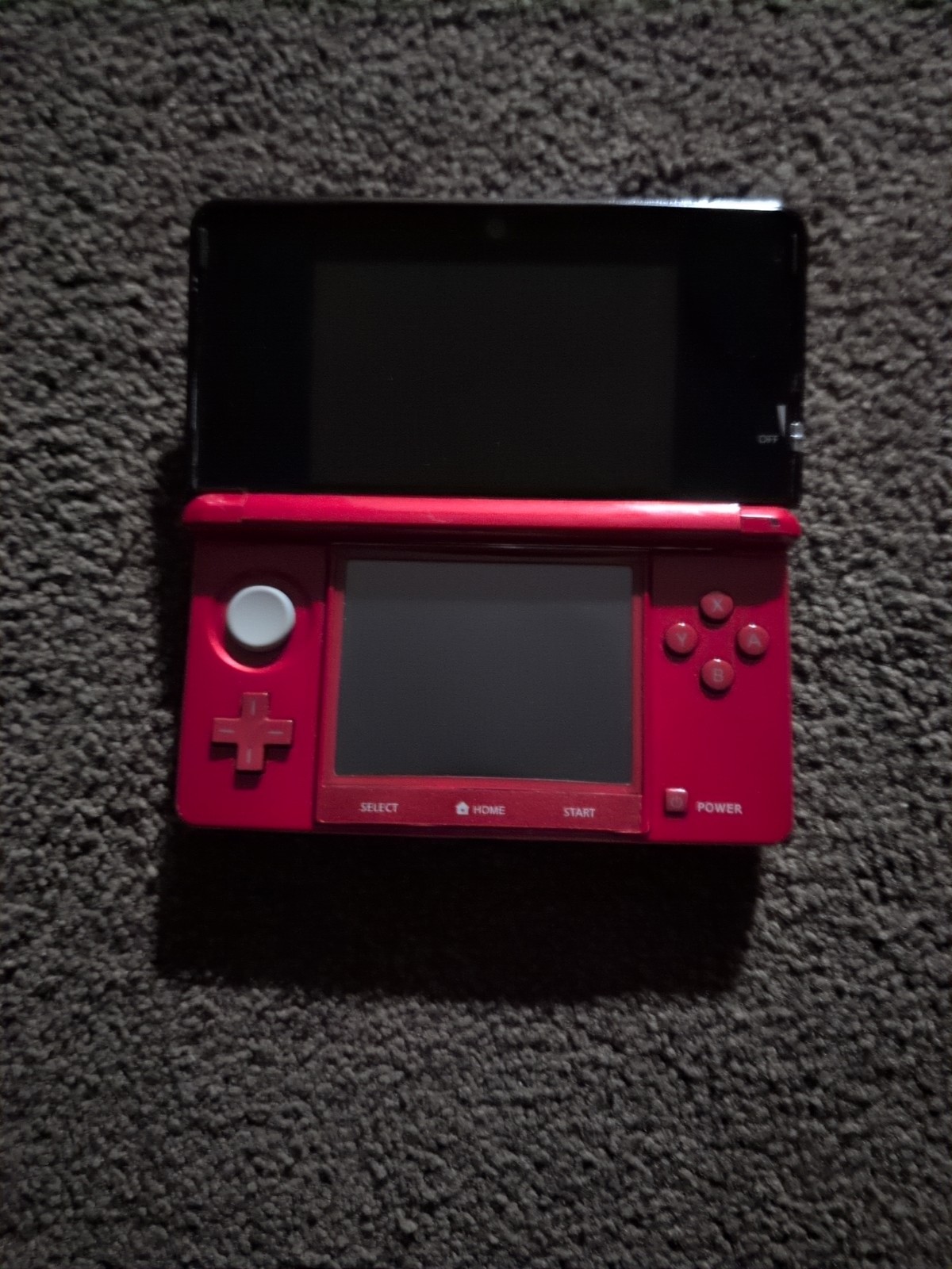 Nintendo 3DS Handheld System – Flame Red