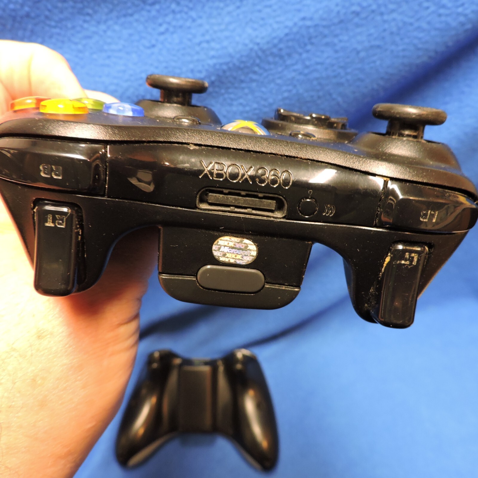 Xbox 360 Console 4 Controllers 10 Games 250 GB