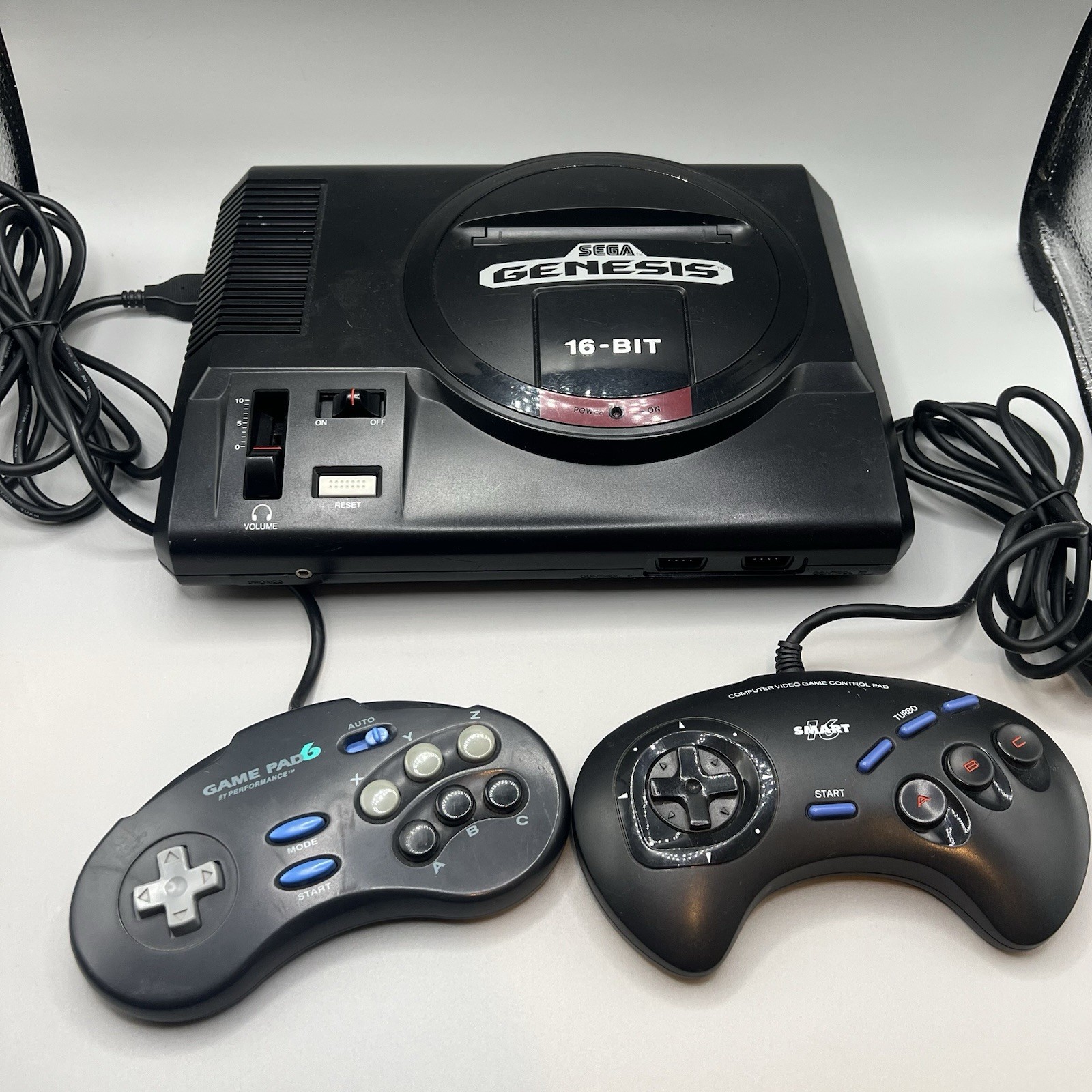 Sega Genesis Console MK-1601-22 Bundle w/ 2 Controllers – Tested