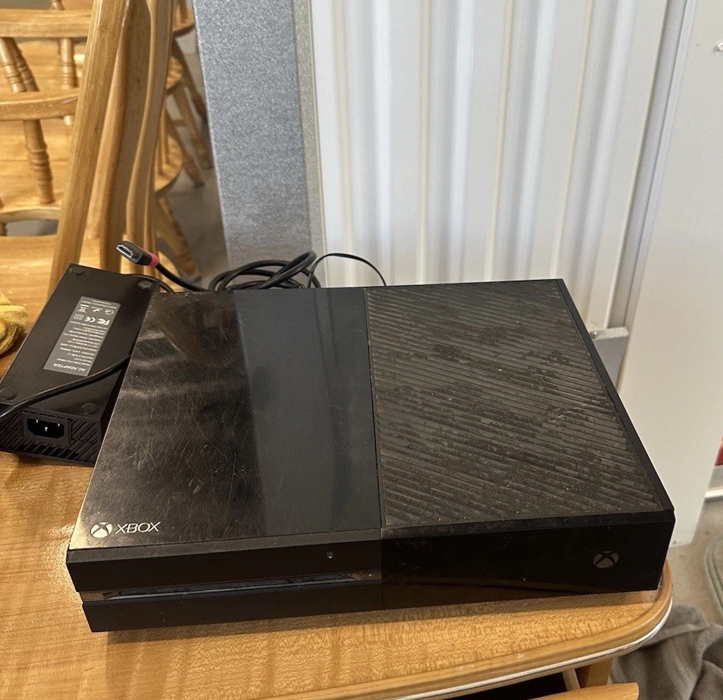 Microsoft Xbox One 500GB Console Black 1540 1080p Blu-Ray HDMI NTSC-U/C