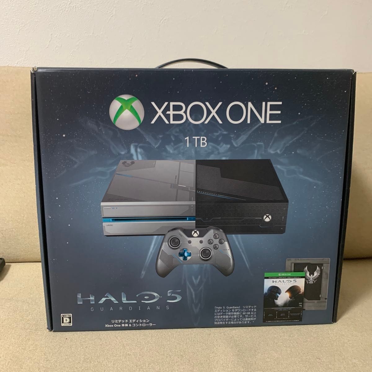Microsoft Xbox One 1TB – Halo 5: Guardians Limited Edition – Used – Japan Model
