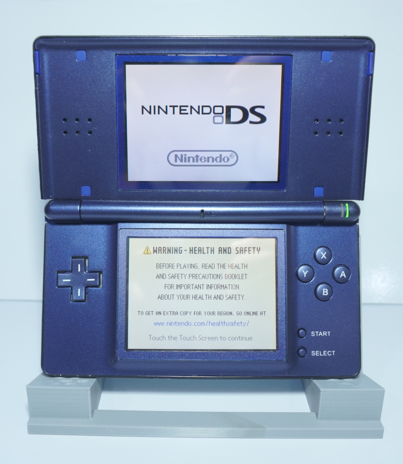 Nintendo DS Lite Shiny Glossy Metallic Blue Handheld System w/ Charger & Stylus