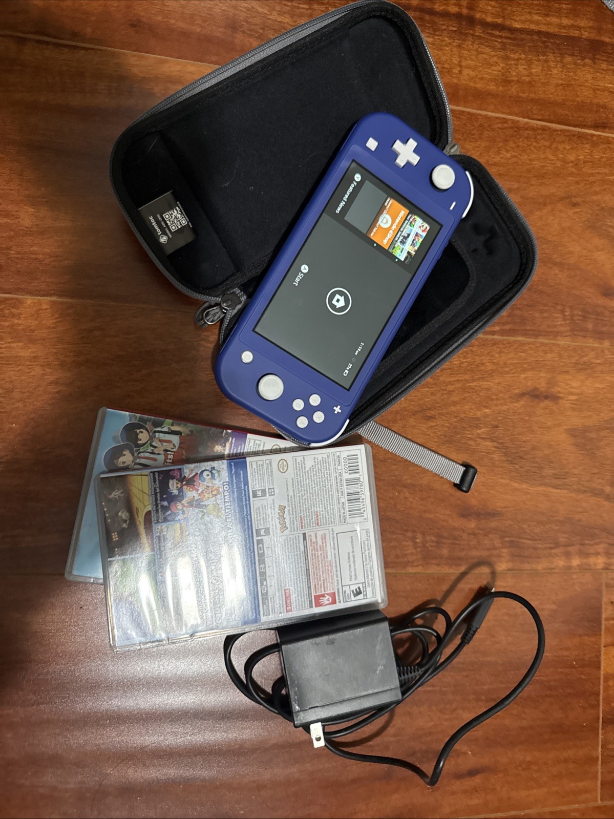 Nintendo Switch Lite HDH-001 Handheld Console blue 32GB With Games