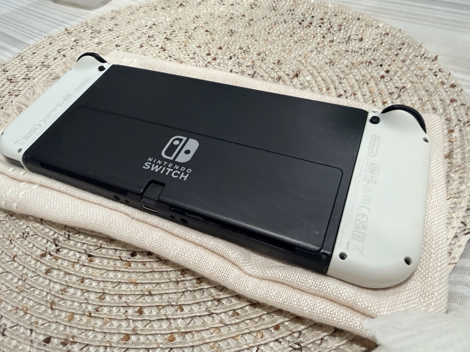 Used | Nintendo Switch OLED |