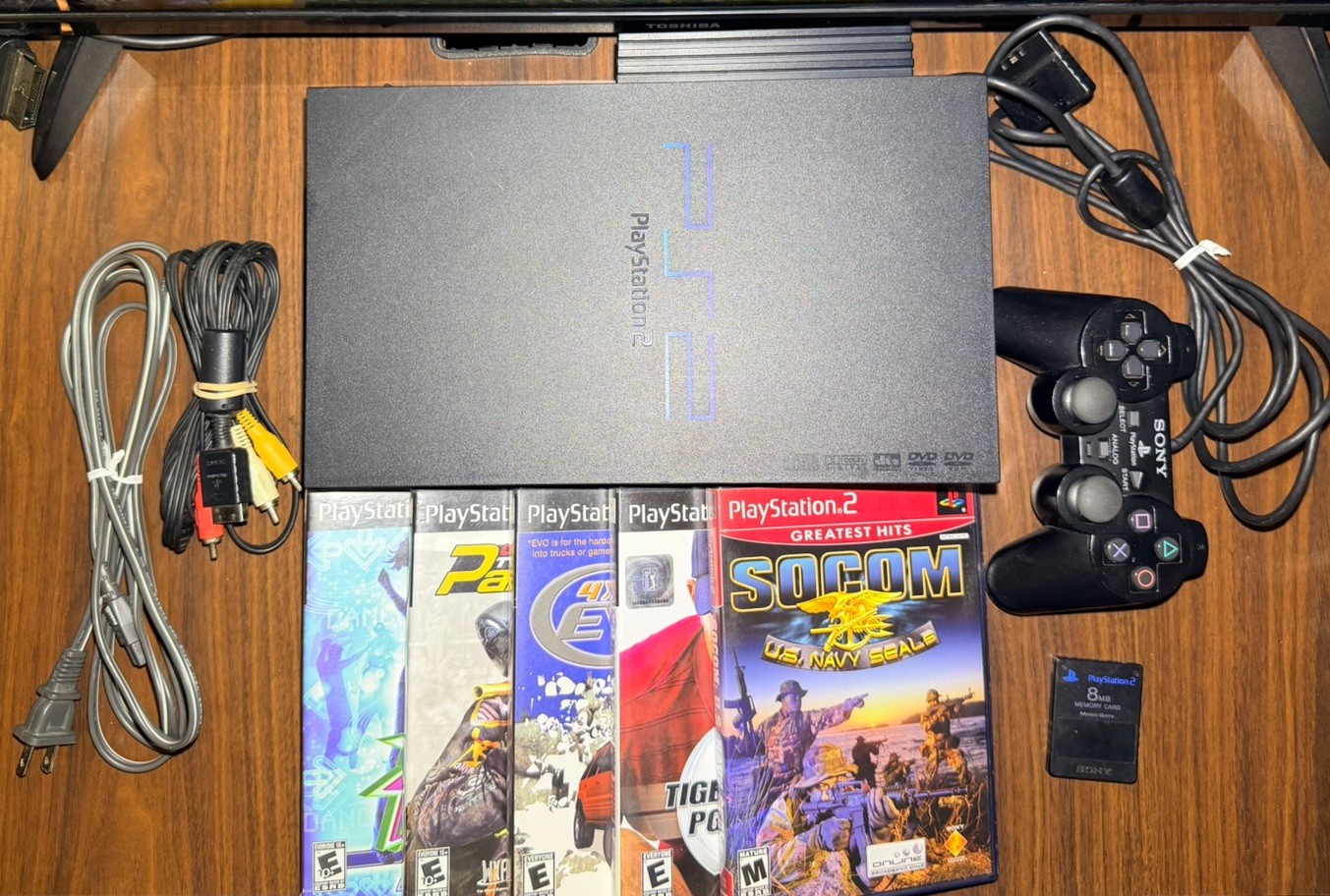 PlayStation 2 – SCPH-30001 R + 5 Games/Online Adapter/Controller/MemoryCard T&W