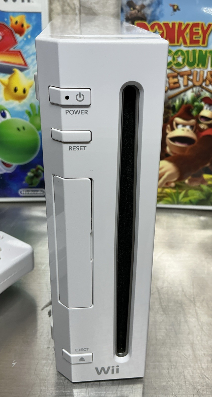 Nintendo Wii Console Bundle Mario Galaxy 2 & Donkey Kong Country, Works Tested