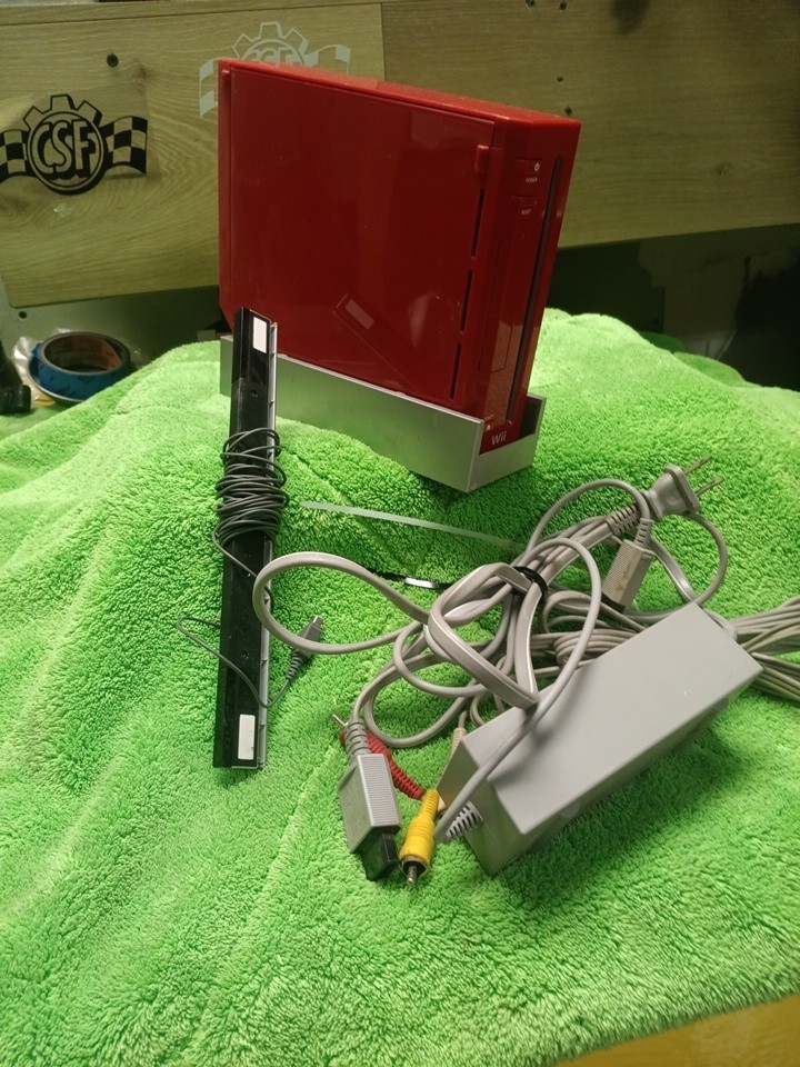LIMITED EDITION Nintendo Wii Red Console, Composite RCA, GameCube Ports