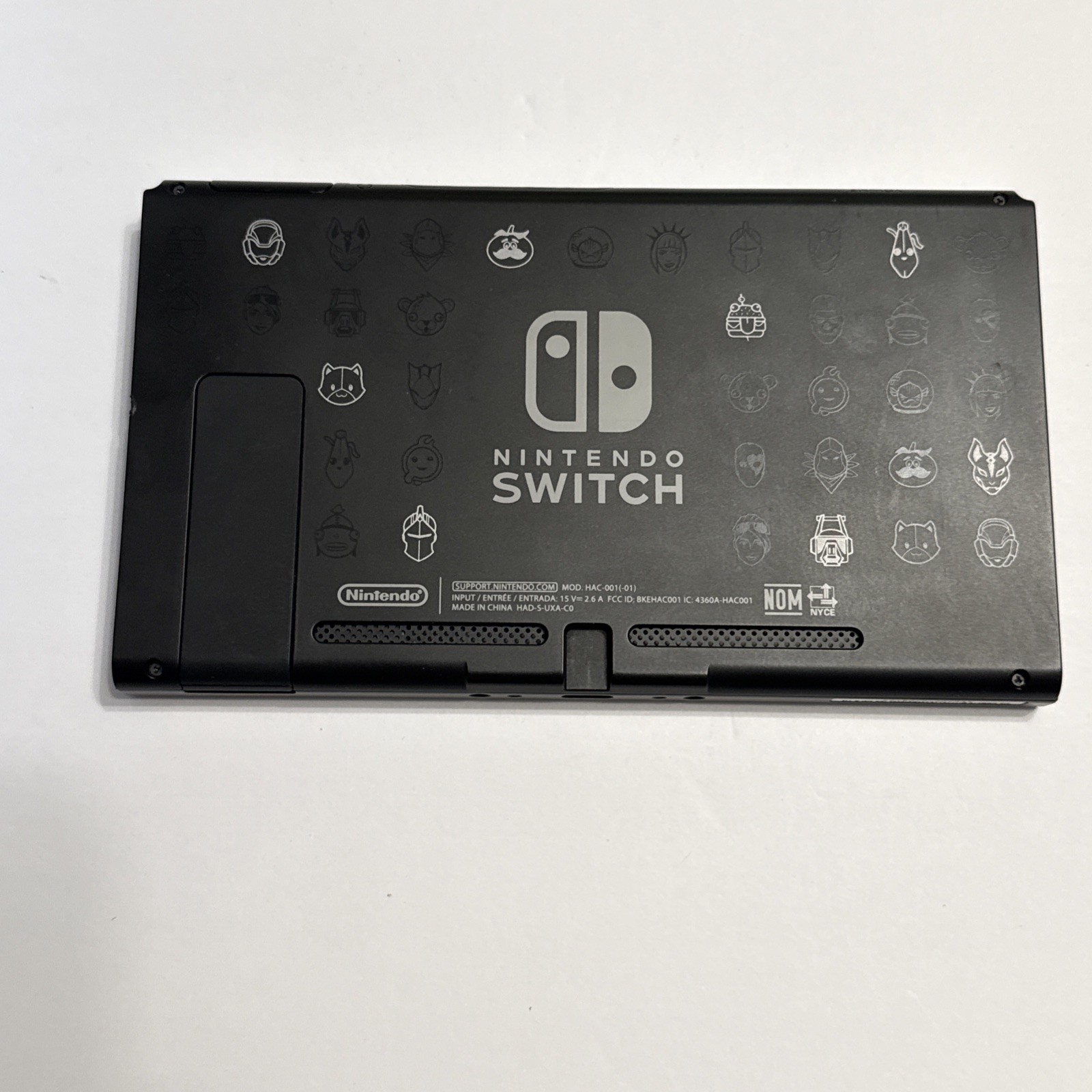 Nintendo Switch Fortnite Wildcat Bundle Edition System 32GB & Box (2020) No Code