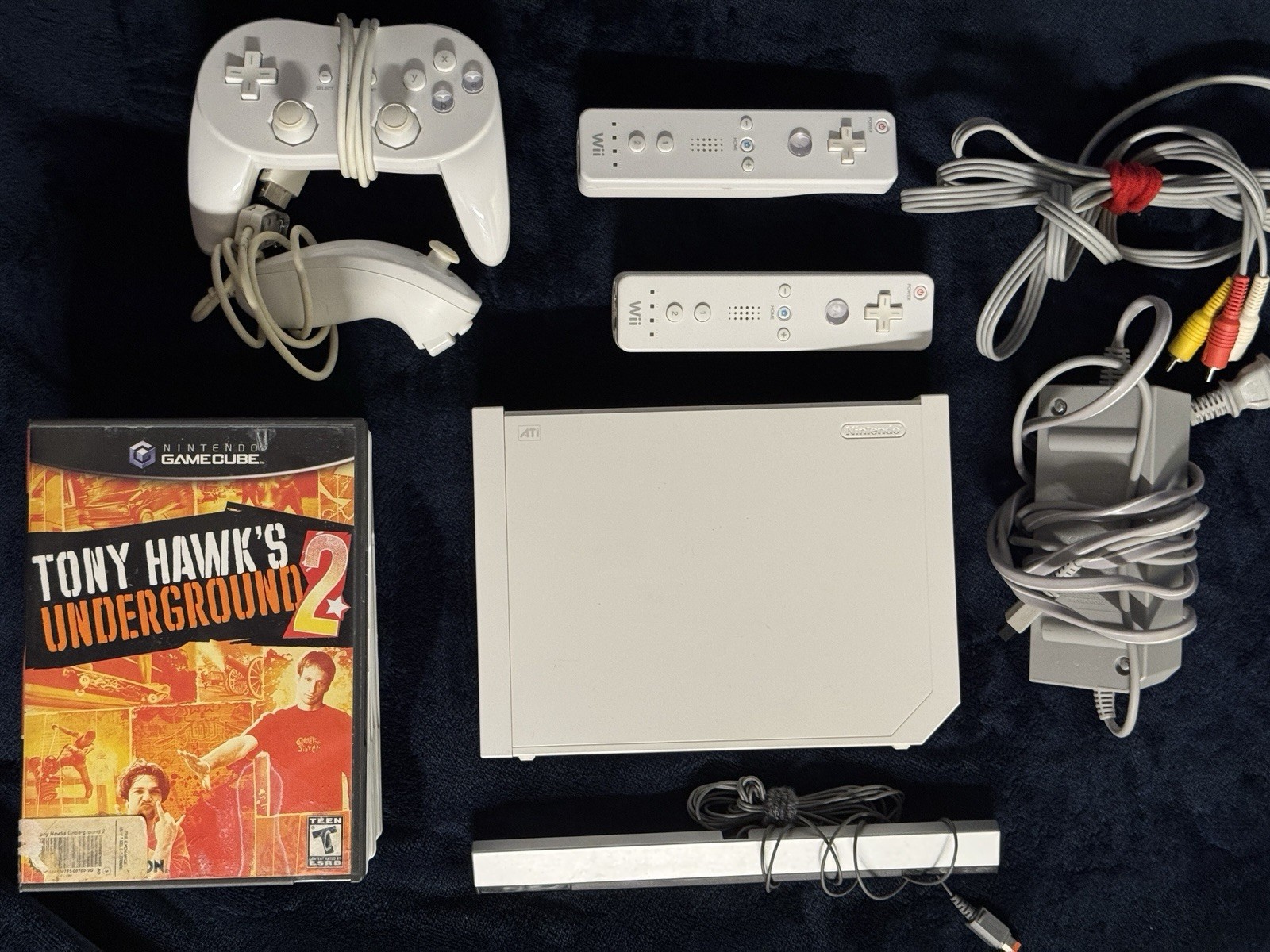 Nintendo Wii RVL-001 Console Bundle (Offers Encouraged)