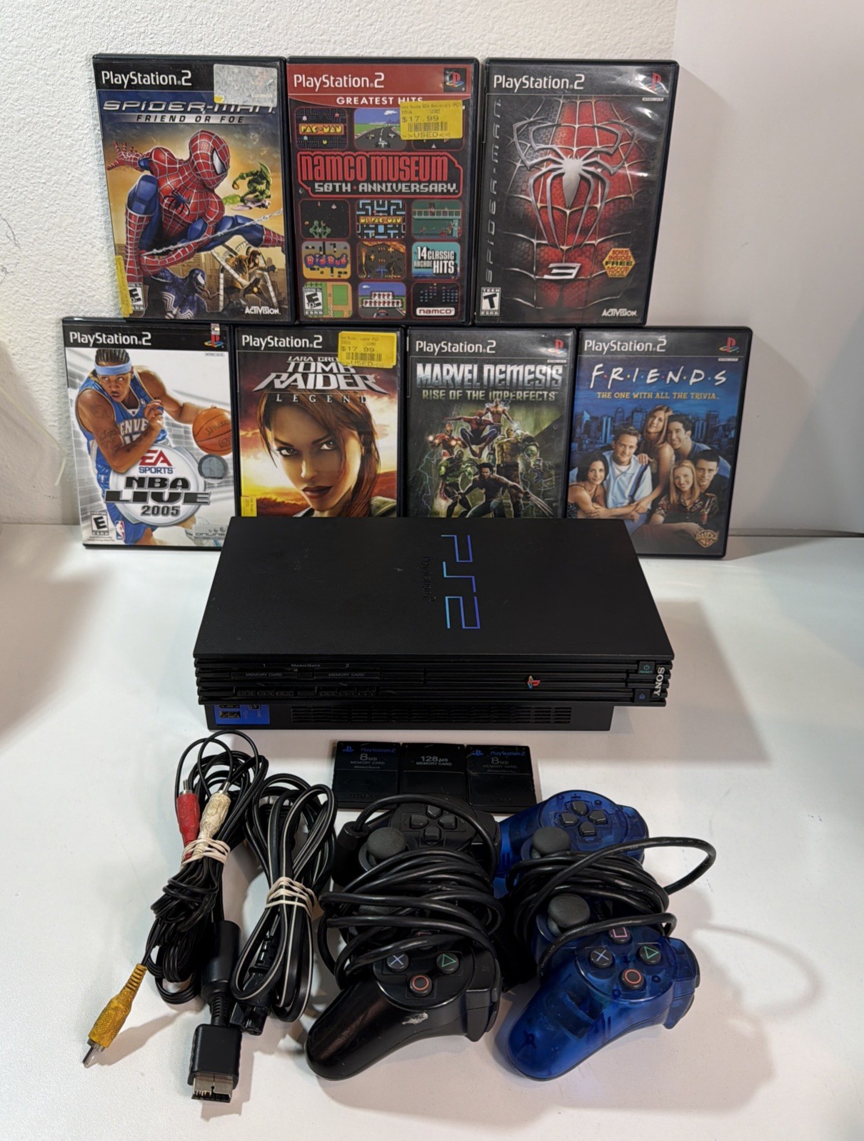 Sony PlayStation 2 SCPH-39001 w/Power Cord, Connecting AV Cord And 7 Games