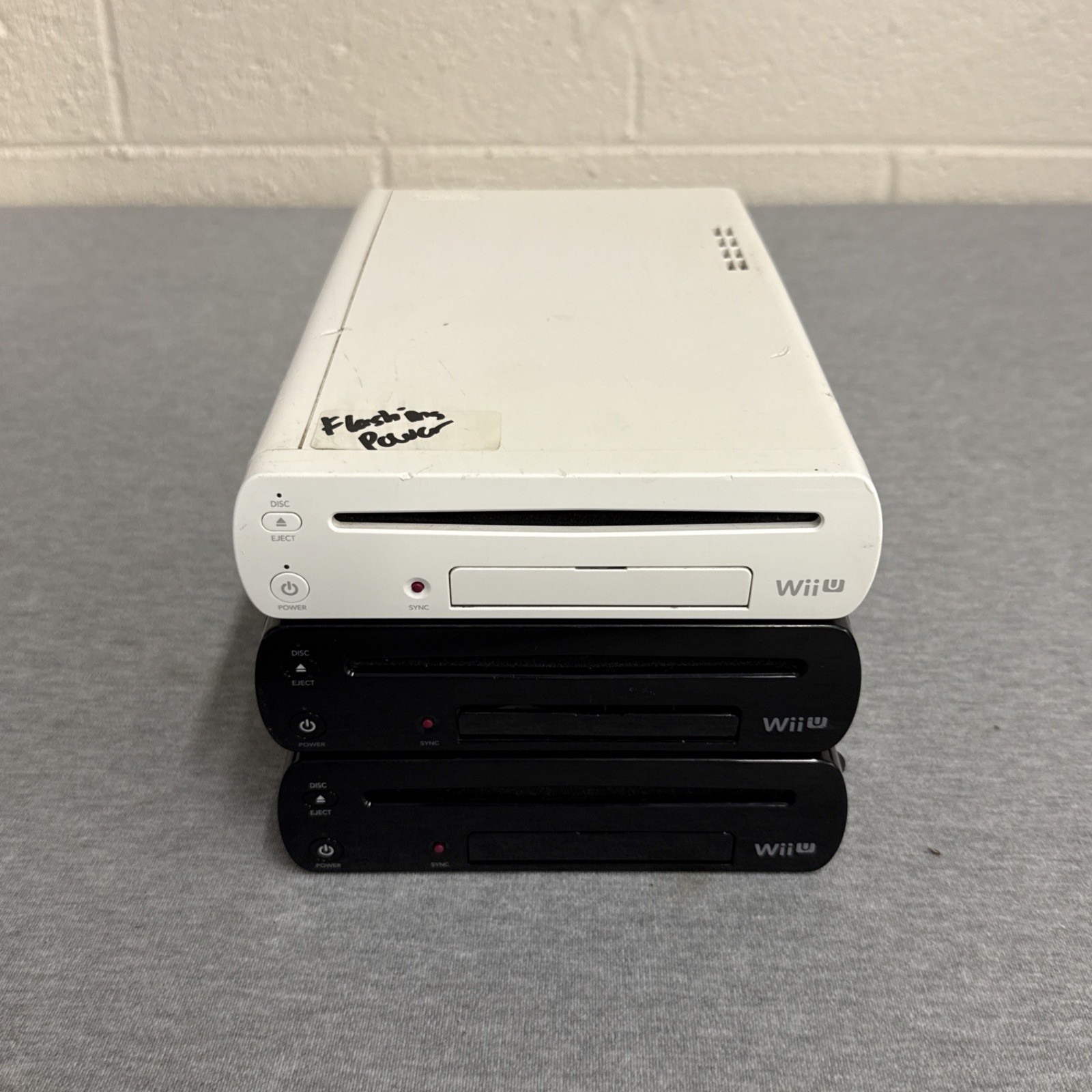 3 x Nintendo Wii U Consoles 2× WUP-101(02) & 1 WUP-001 (02)- For Parts