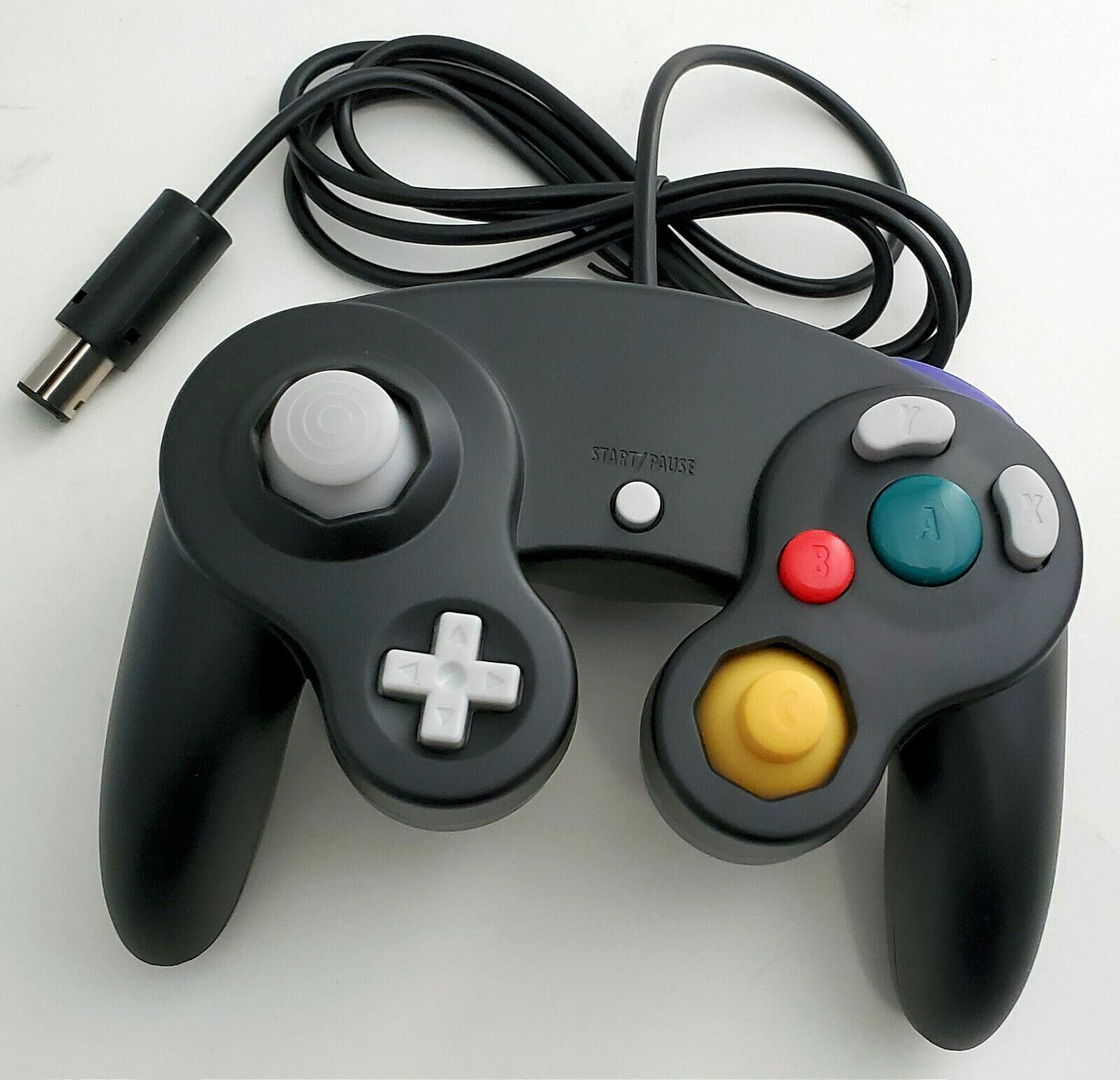 Nintendo GameCube DOL-101 Gaming System Console 2 Controller Bundle Black GCN