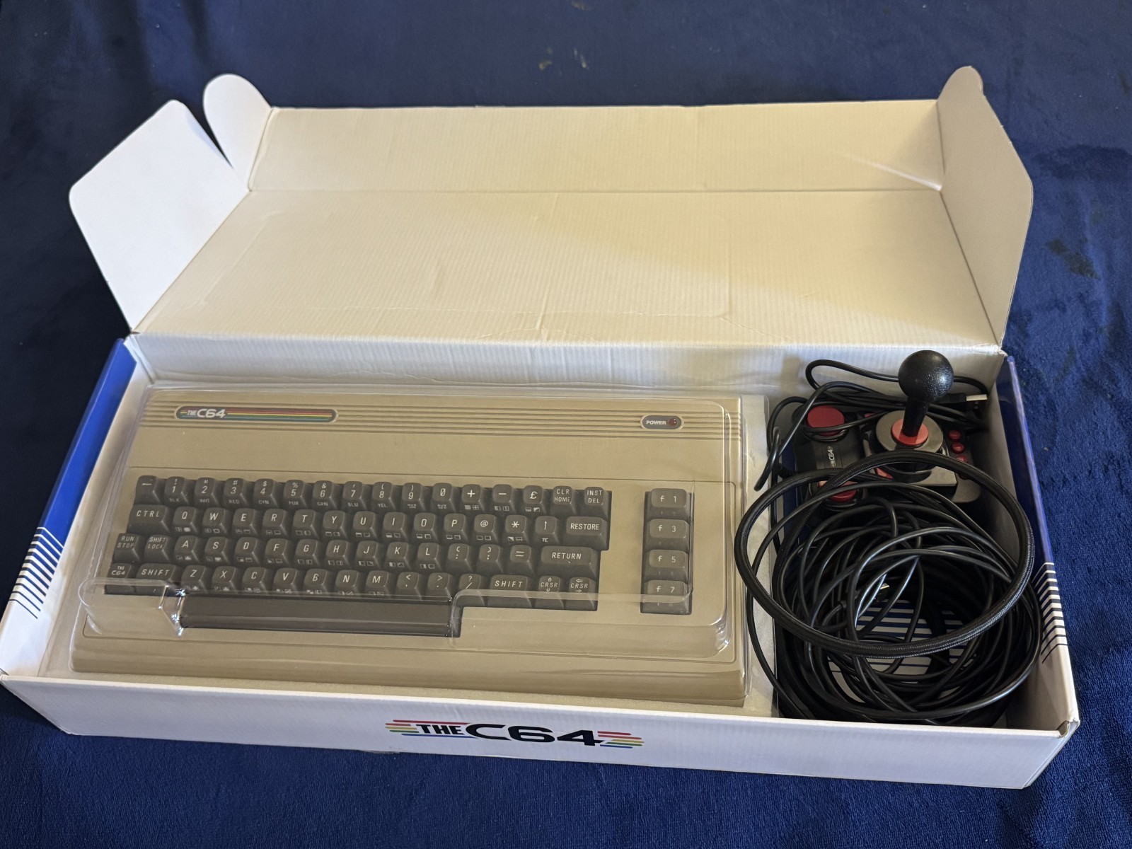 THE C64 MAXI – Commodore 64 Microcomputer – Full Size Keyboard – Original Box