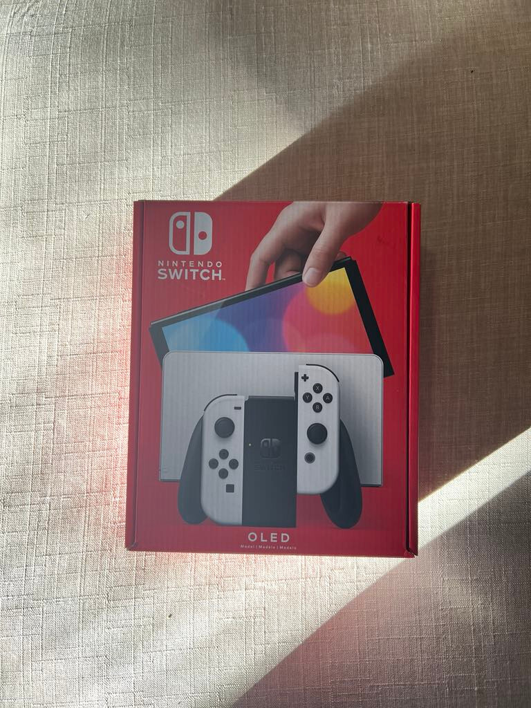 Nintendo Switch OLED 64GB + 15 games + Pro Wireless Controller – Ultimate Bundle