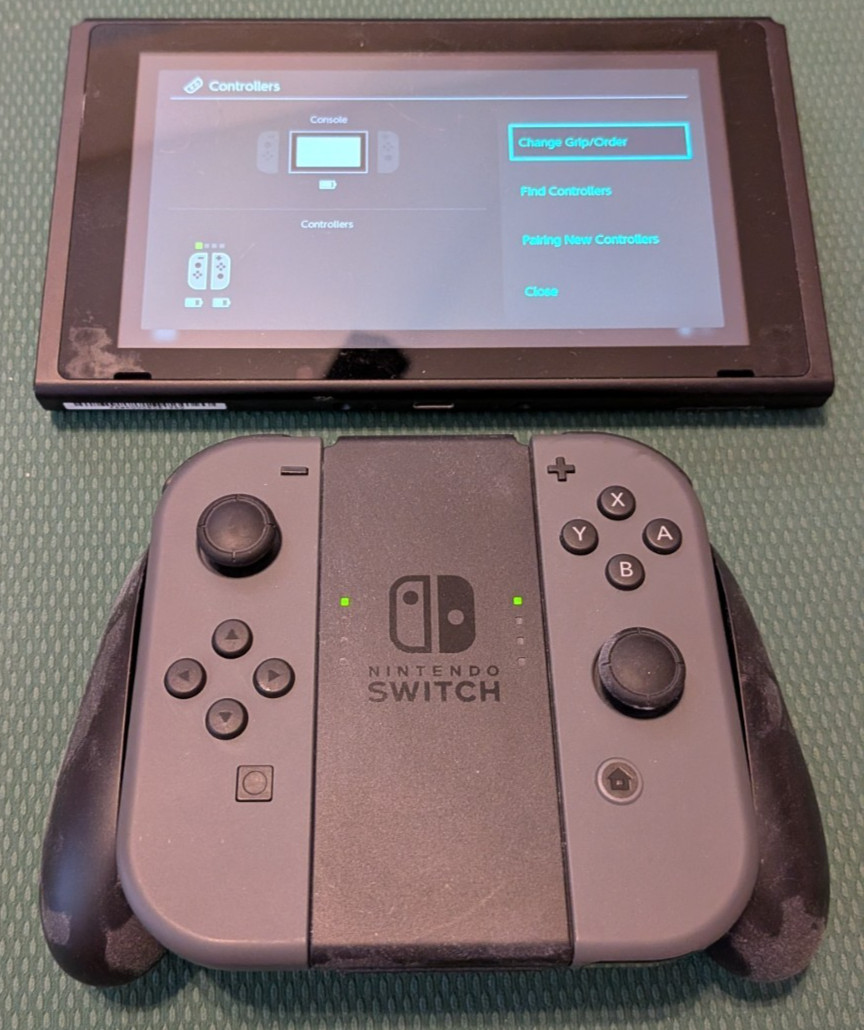 Nintendo Switch HAC-001 32GB Console (Gray Joy‑Cons) w/ original acc & free game