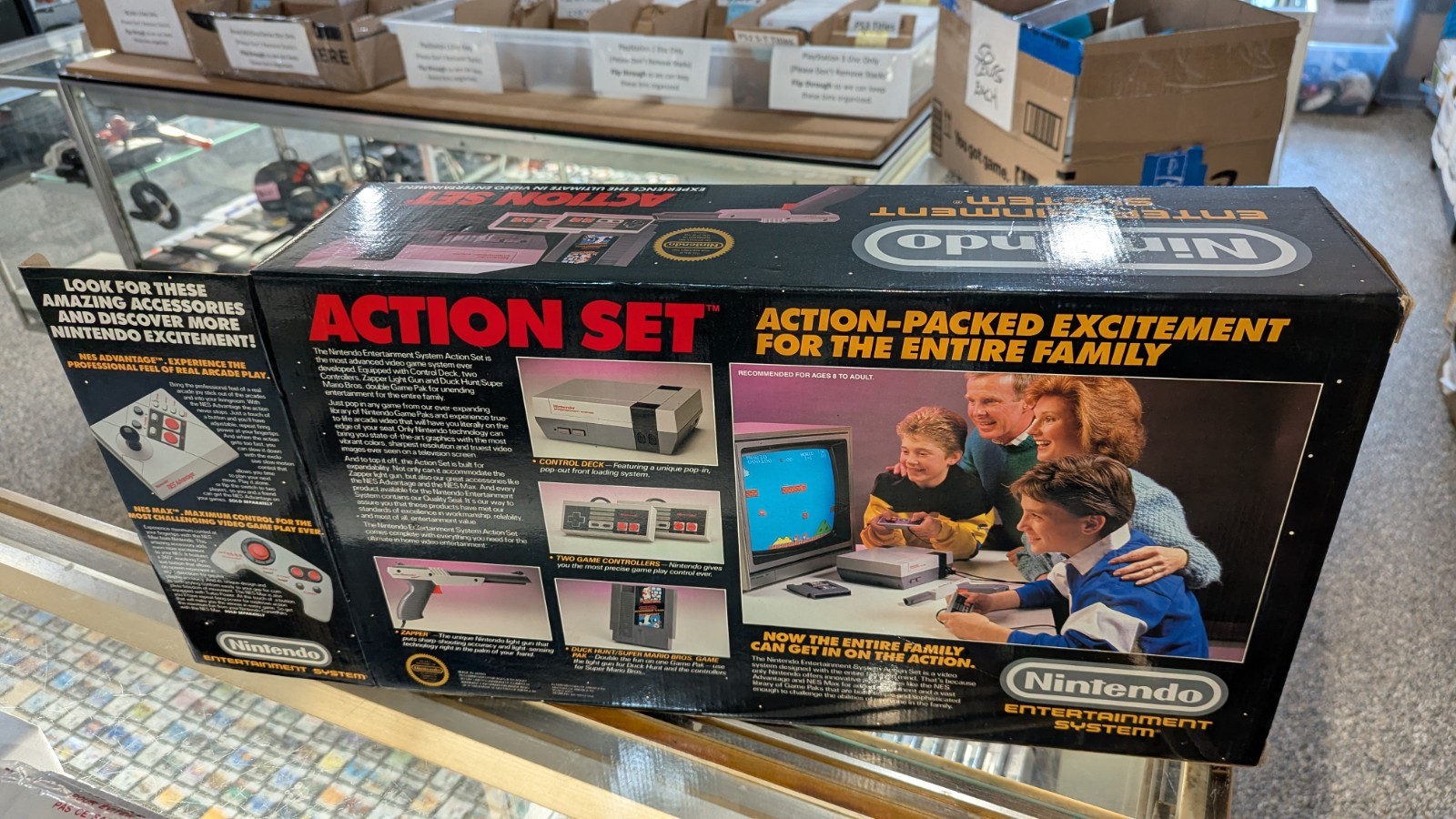 VERY CLEAN Nintendo NES Action Set Console Complete In Box With Paperwork