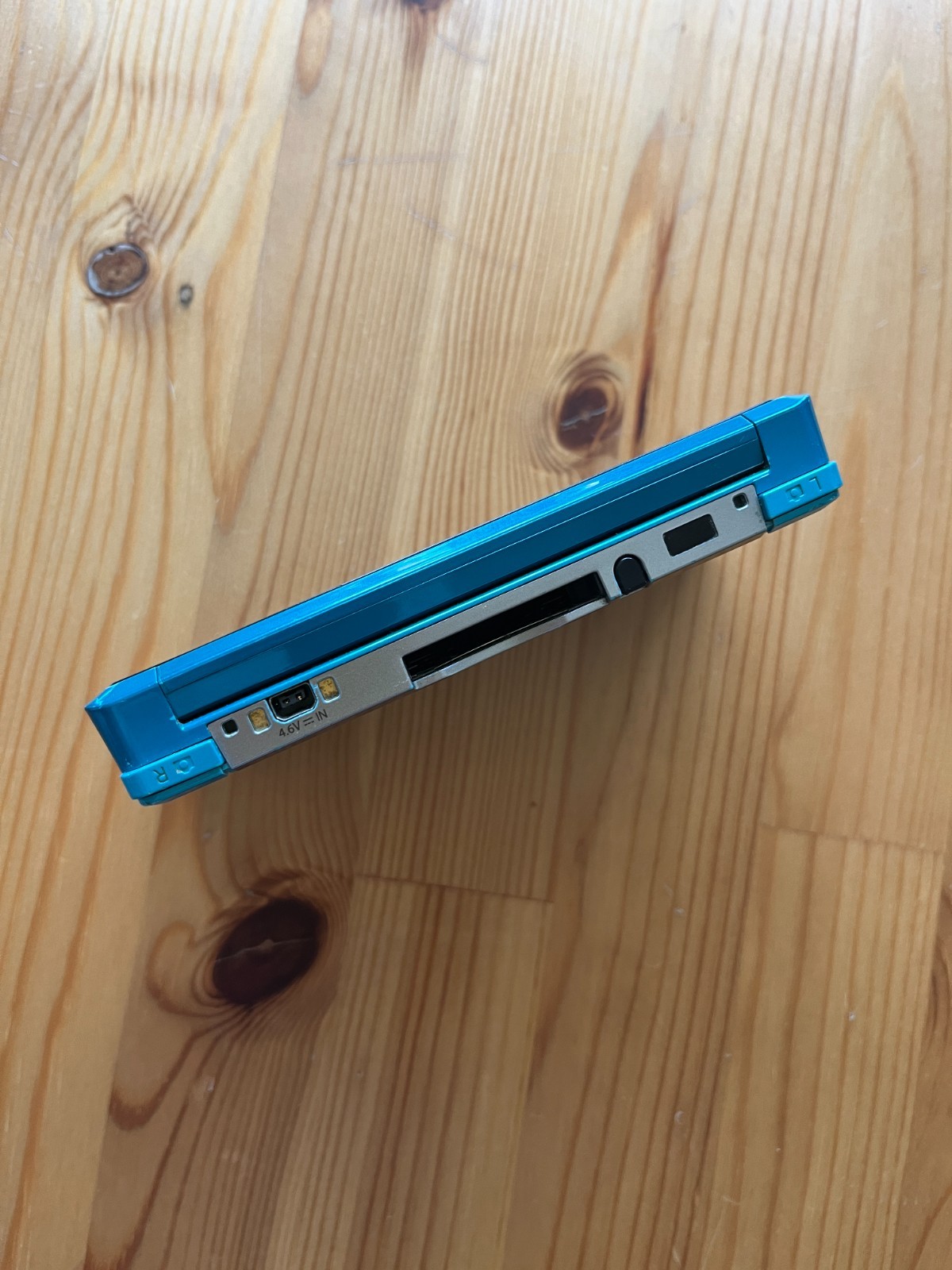 Nintendo 3DS Handheld System – Aqua Blue – WORKING!