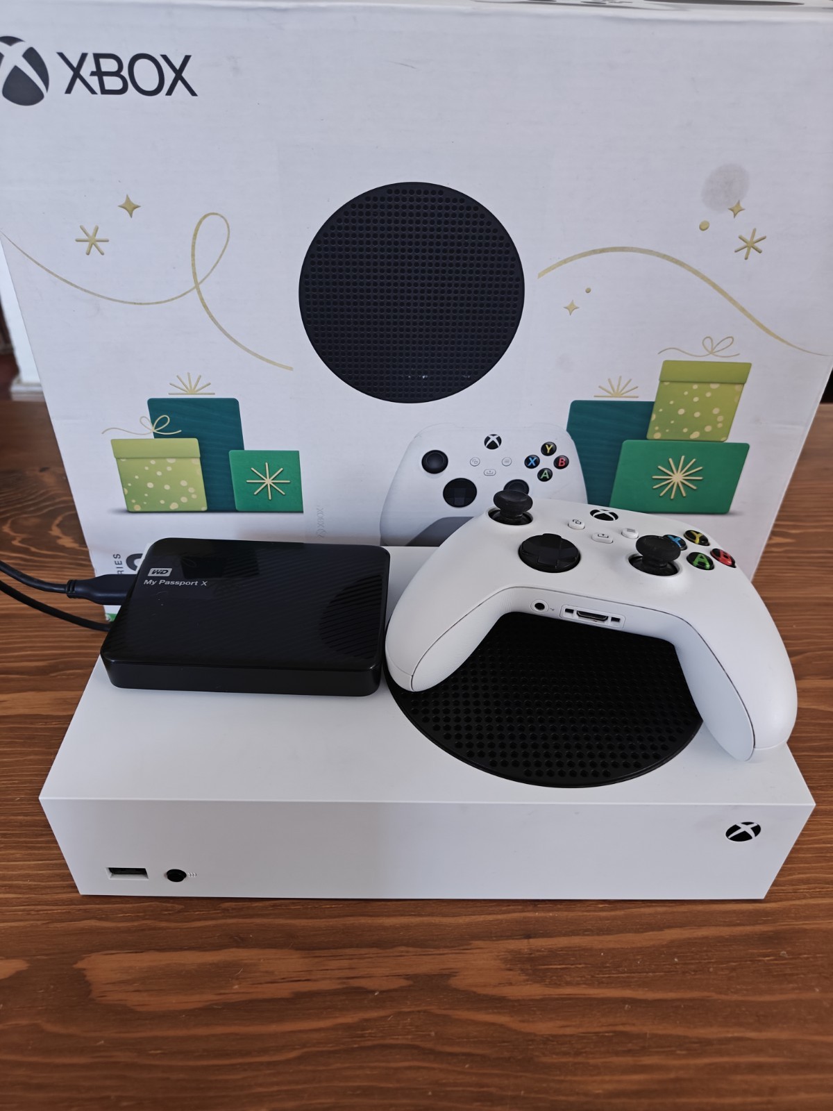 Microsoft Xbox Series S 512GB w/ Controller, Box And 2 Tb External Hard Drive