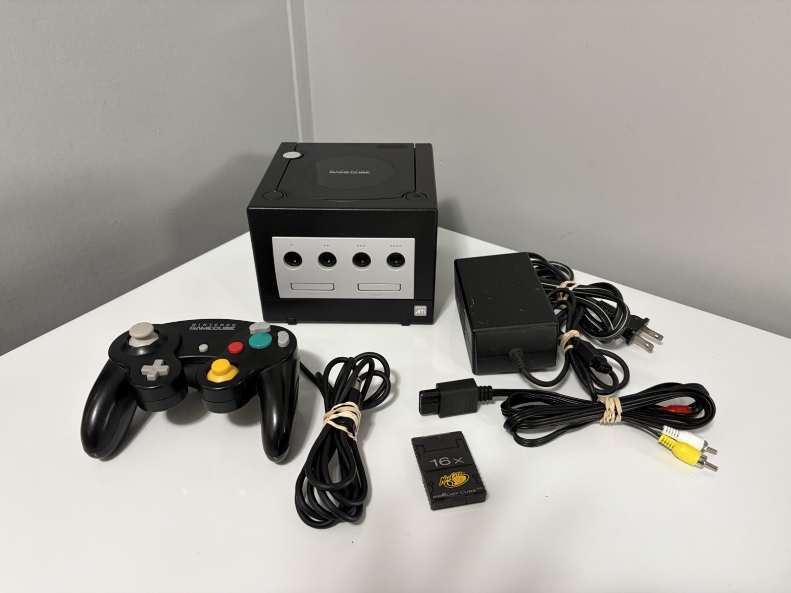 Nintendo DOL-001 GameCube Console – Black, Controller & Cables Optical Recapped