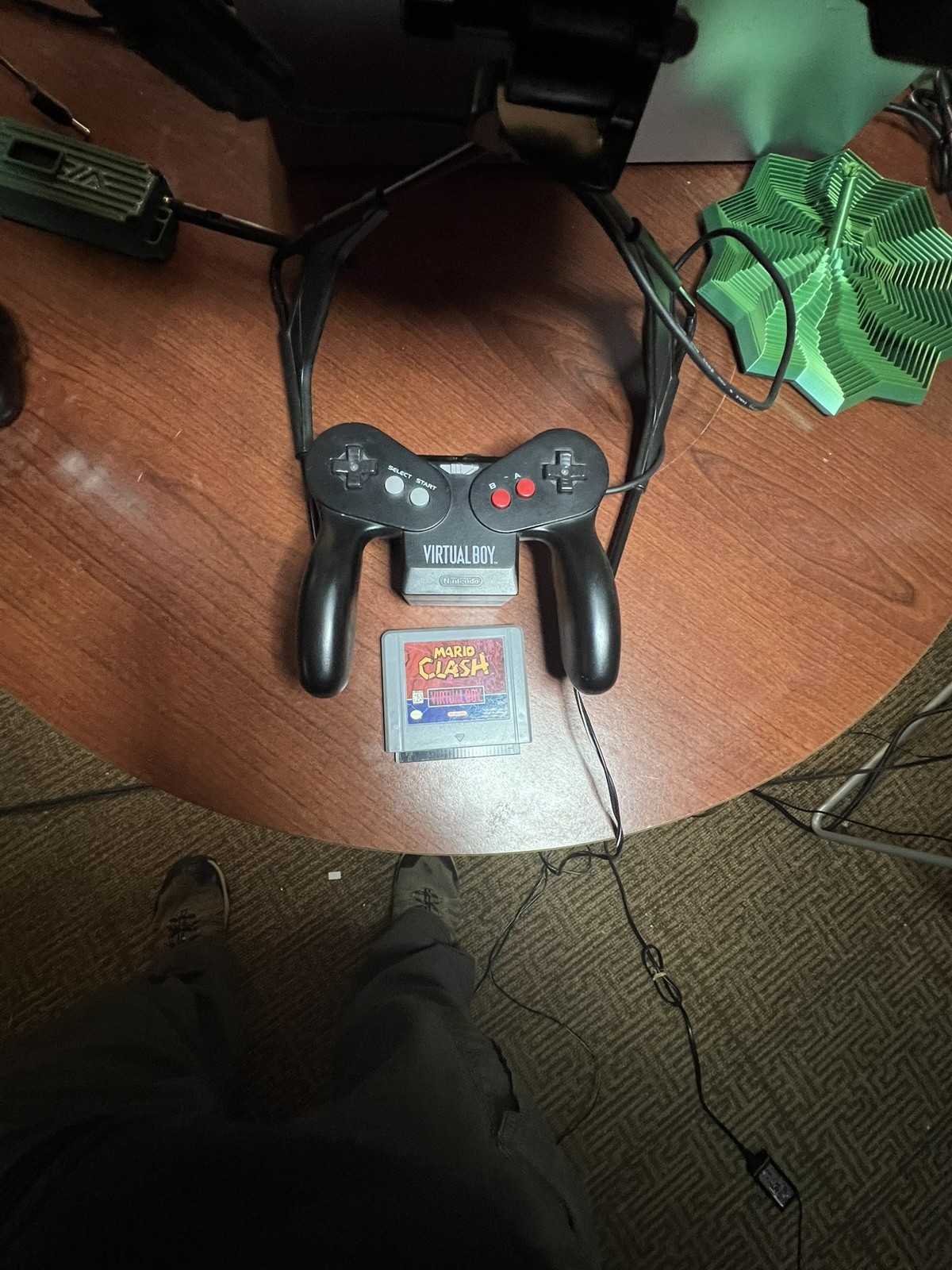 Nintendo Virtual Boy Console Set for Parts/Repair. Power supply included