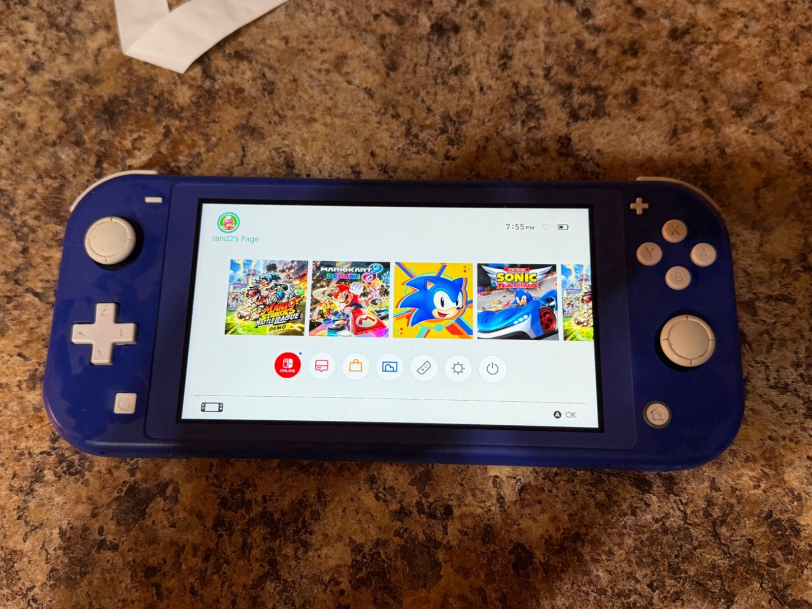 Nintendo Switch Lite Handheld Console – Blue tested and working with charger