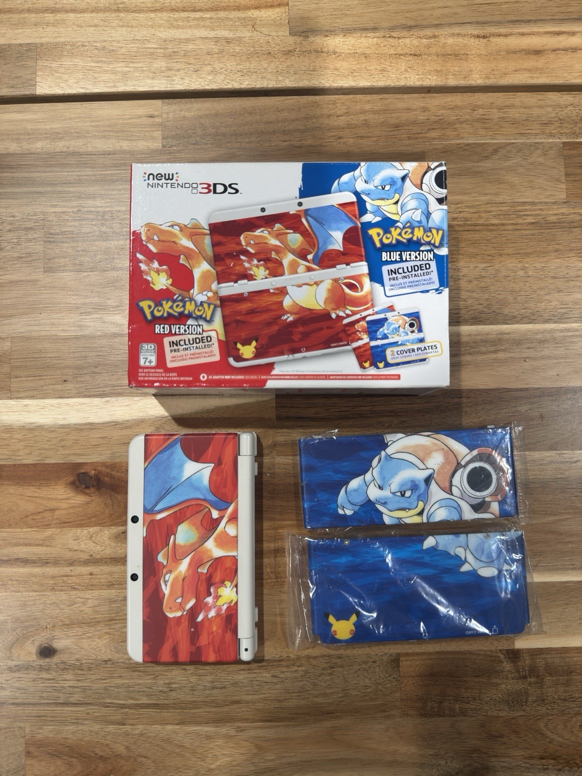 Nintendo New 3DS Pokemon 20th Anniversary Charizard Blastoise Red Blue Edition