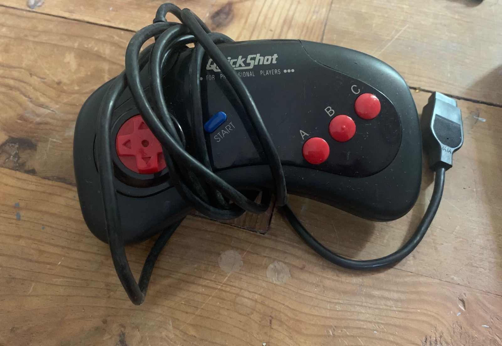 Sega Genesis 16-bit Model 1601 with one controller, power cords and 3 games