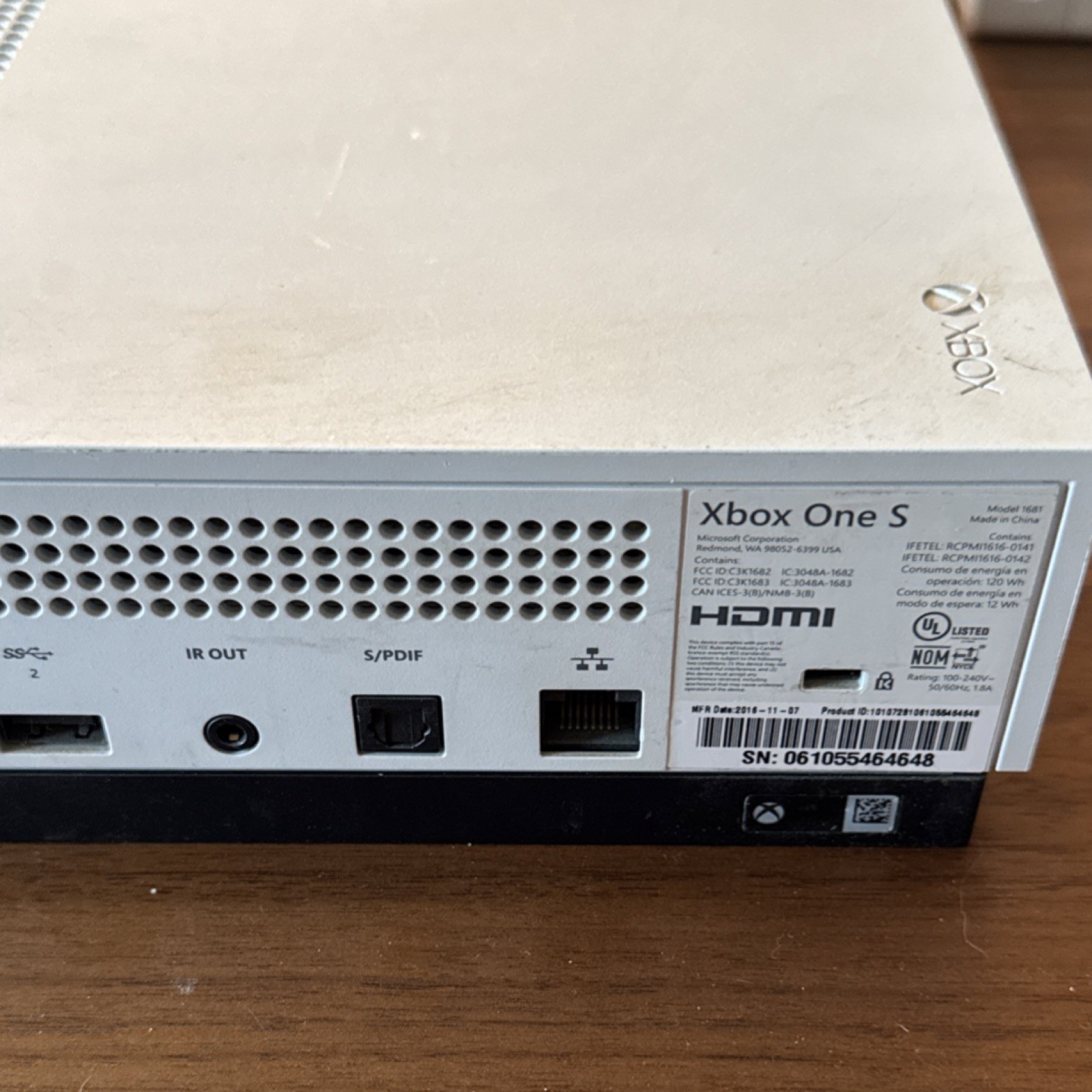 Xbox 1 S 1TB and wireless controller