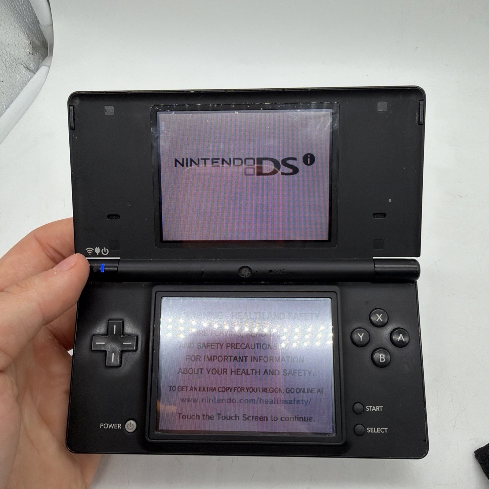 Matte Black Nintendo DSi Handheld Console charger