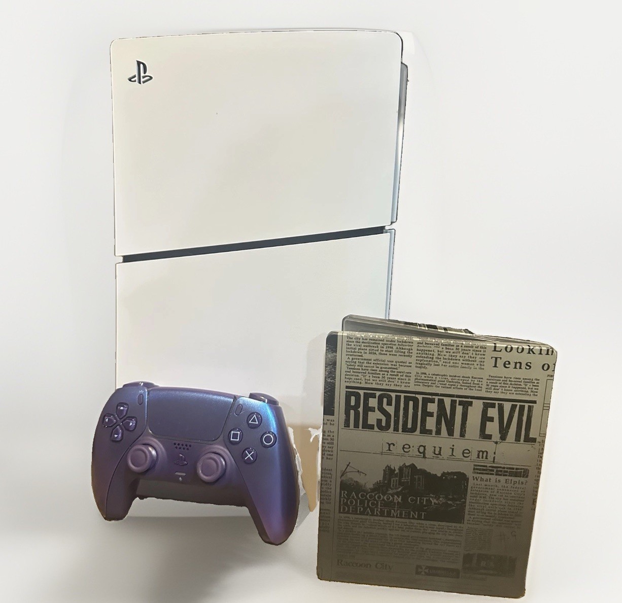 PS5 Slim Disc Edition 1TB Bundle + Purple DualSense + Resident Evil 9 Steelbook