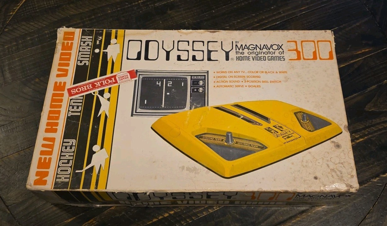 Magnavox Odyssey 300 Pong Console Vintage! Untested Includes Owners Manual