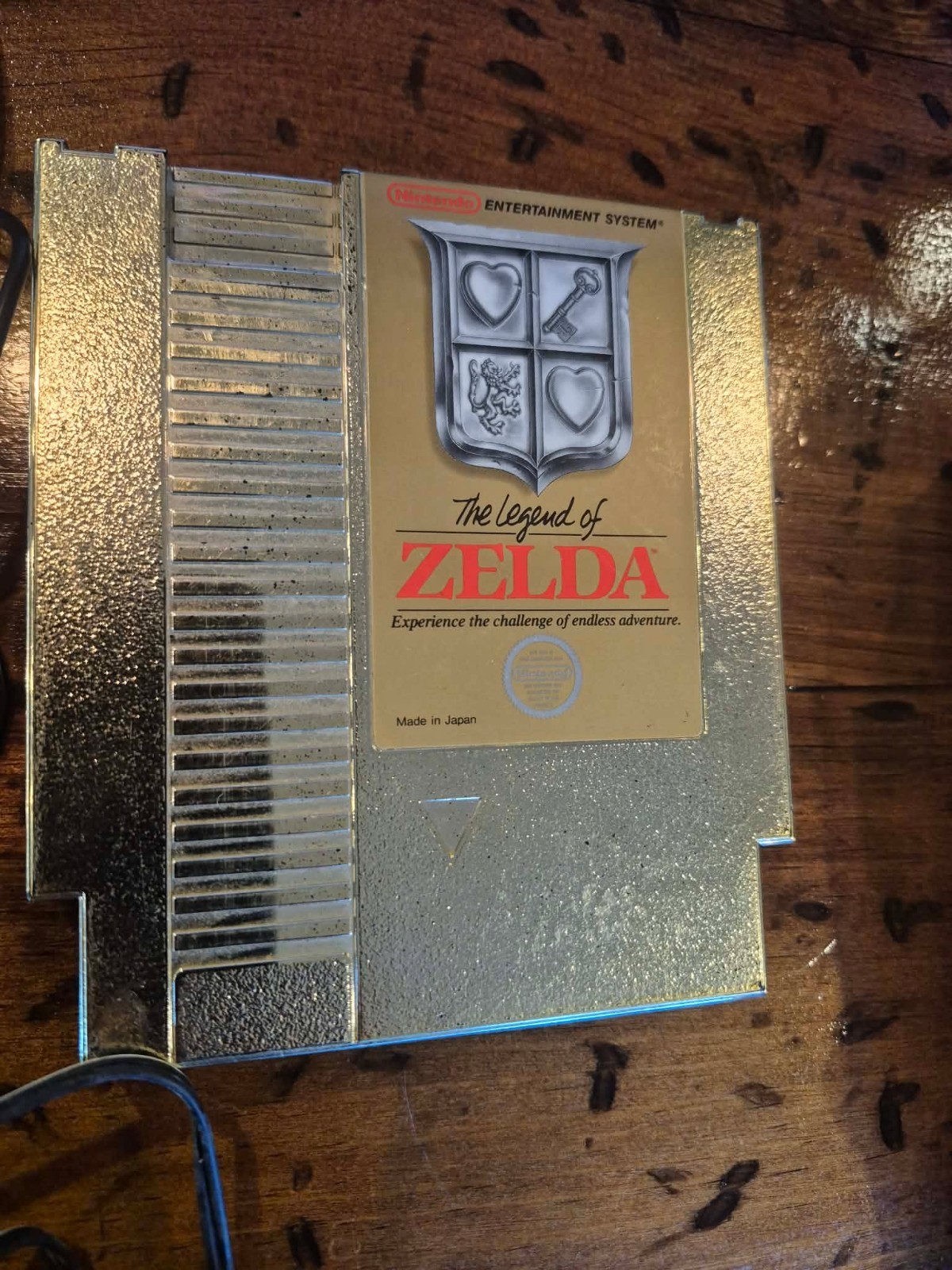 Nintendo NES Top Loader console model NES-101 Bundle with Legend of Zelda Gold