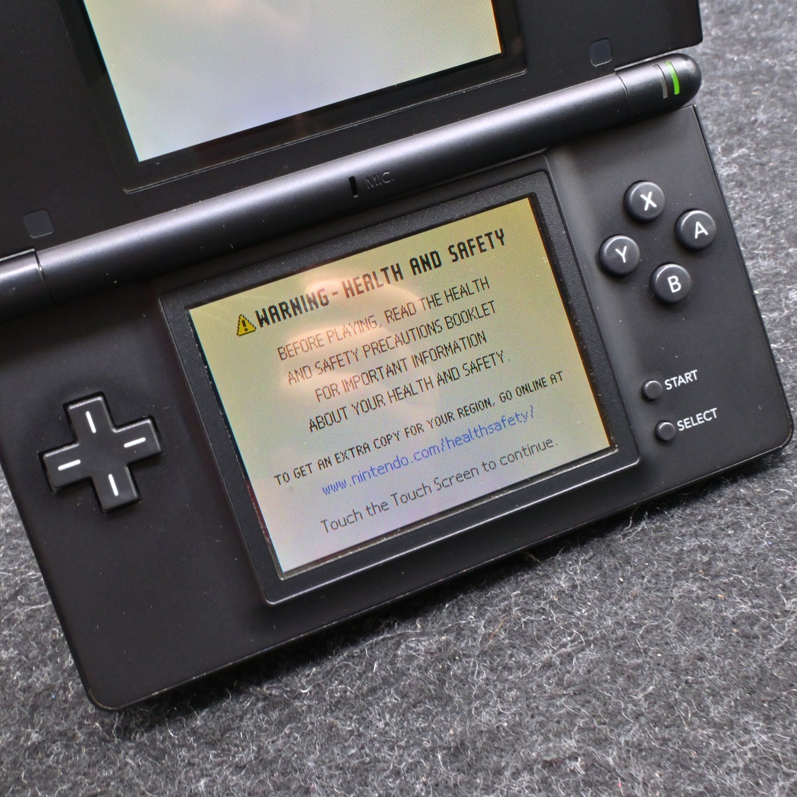 Nintendo DS Lite Handheld System Black w/ charger